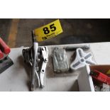 ASSORTED PULLER CLAMPS