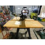 Craftsman radial arm saw, NO. 113.199250, 10". (Located at and to be picked up at: 2862 Wagner