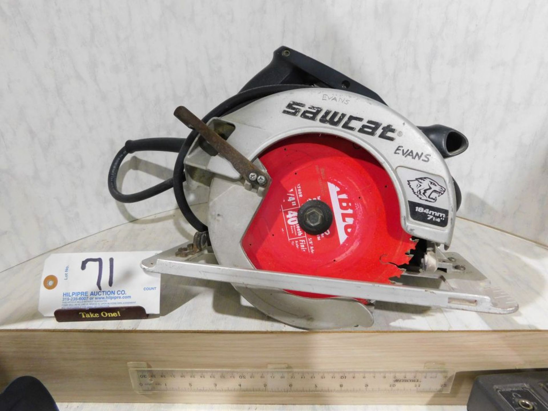 SawCut electric saw 184 mm, 7 1/4". (Located at and to be picked up at: 2862 Wagner Rd., Waterloo,
