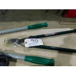 Spear & Jackson trimming snips, handheld. (Located at and to be picked up at: 2862 Wagner Rd.,