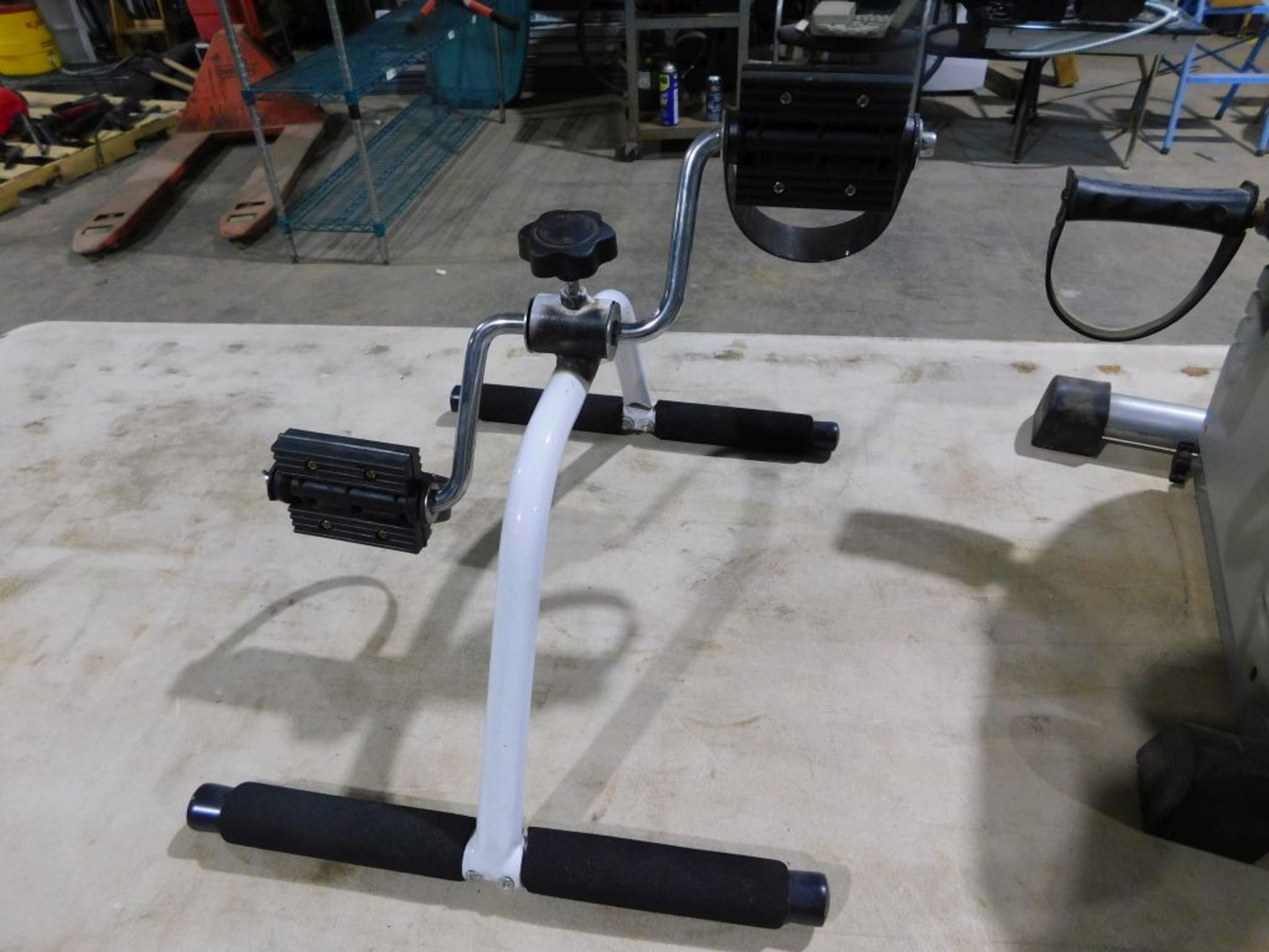 Exercise machines. (2), (Located at and to be picked up at: 2862 Wagner Rd., Waterloo, IA) - Image 3 of 3