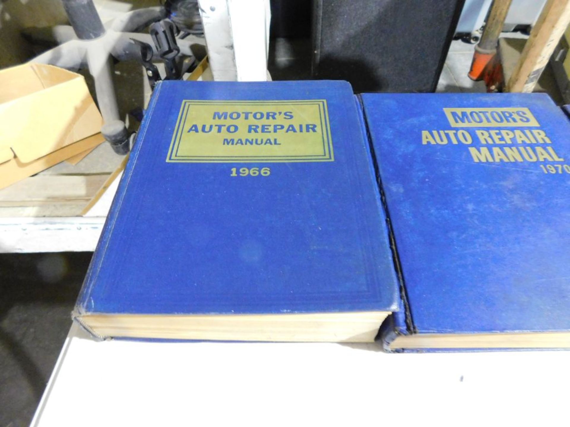 Motors auto repair manuals. (Located at and to be picked up at: 2862 Wagner Rd., Waterloo, IA) - Image 2 of 3