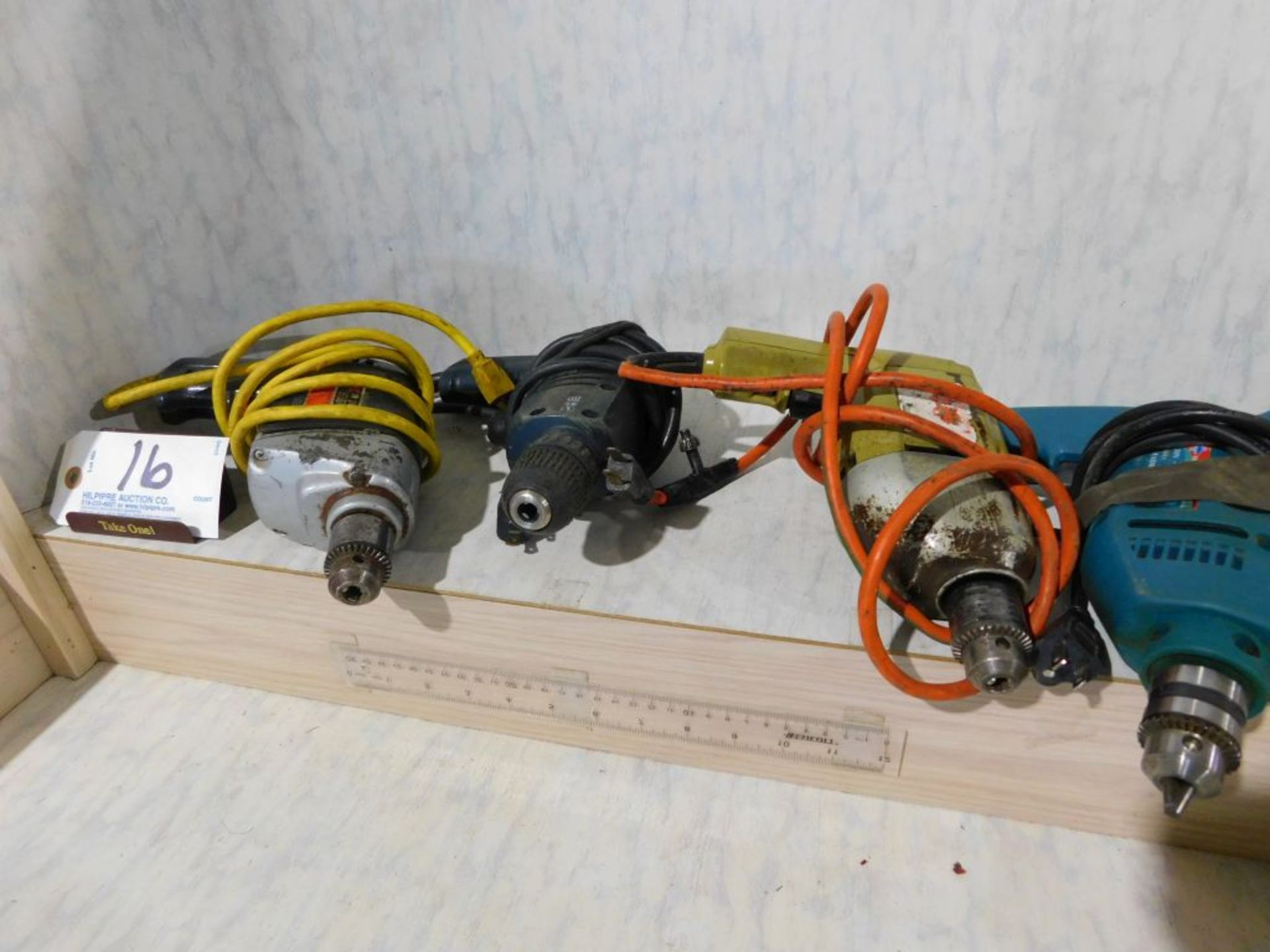 Assorted electric drills. (Located at and to be picked up at: 2862 Wagner Rd., Waterloo, IA)