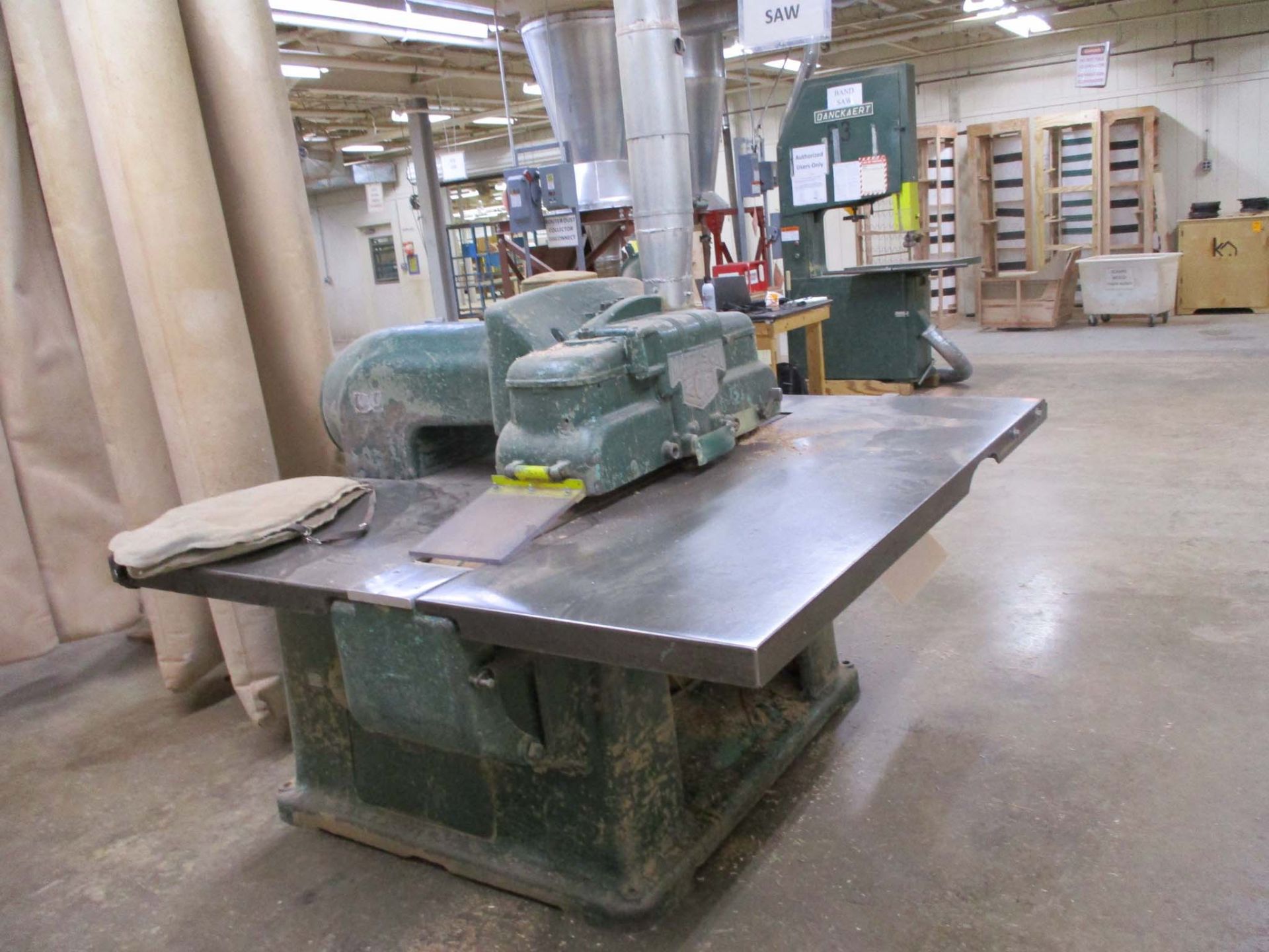 Industrial RIP SAW - Mattison 202. Fast Feed - 14" Straight Line - Image 5 of 6