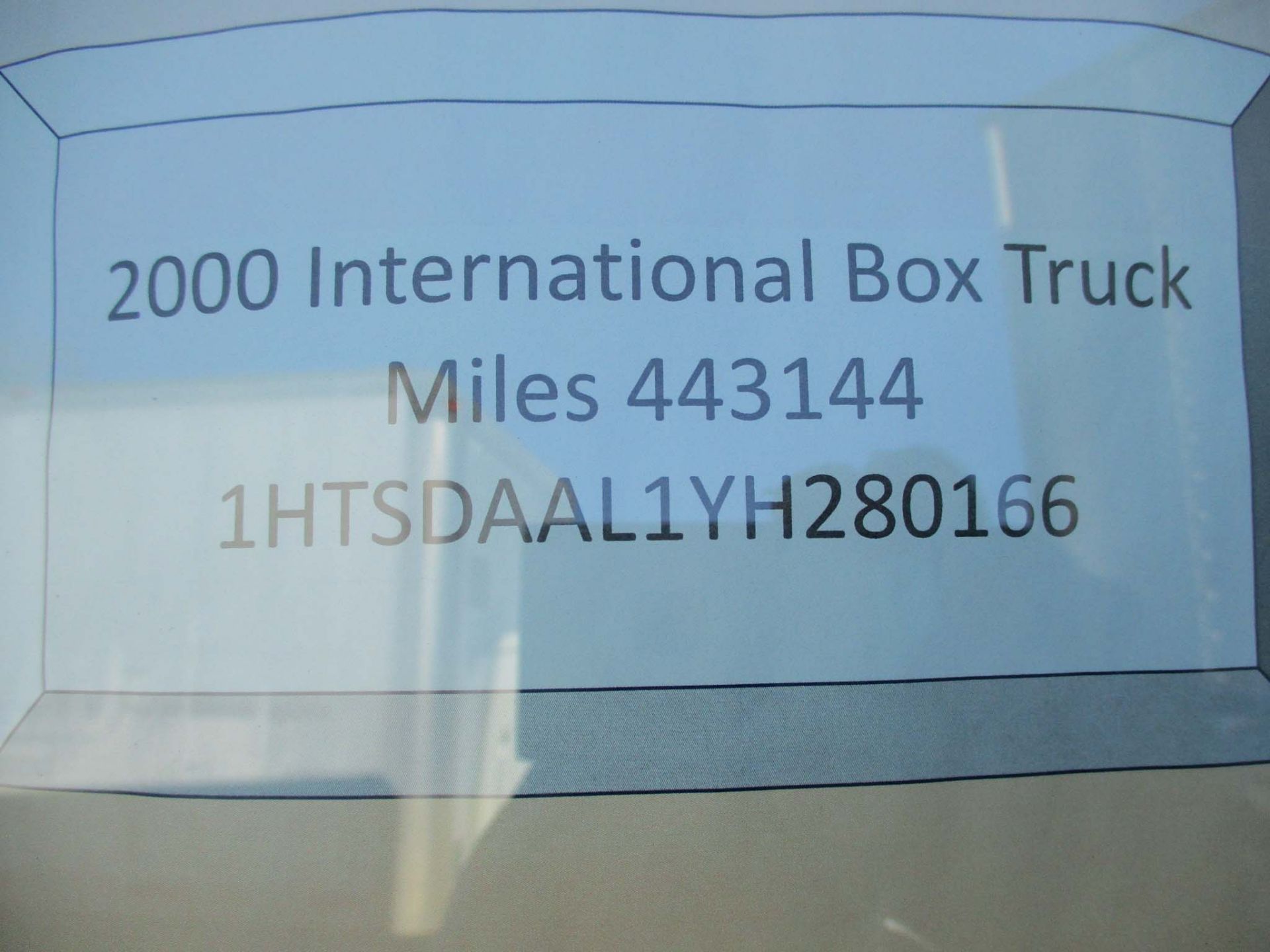 2000 International Box Truck - Image 13 of 13