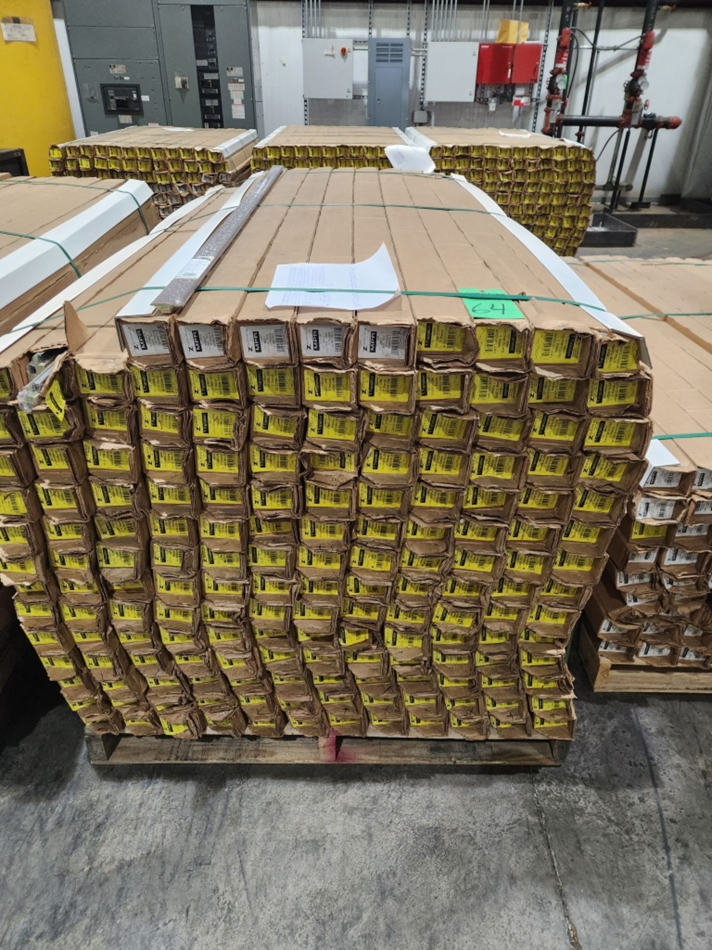 Pallet- (5) boxes MPR 72" Long, 3.5-5mm, color 7812, 10 per box & (160) boxes T-Transition, 72" Long - Image 3 of 4