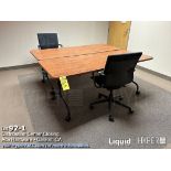 Lot: tables and chairs