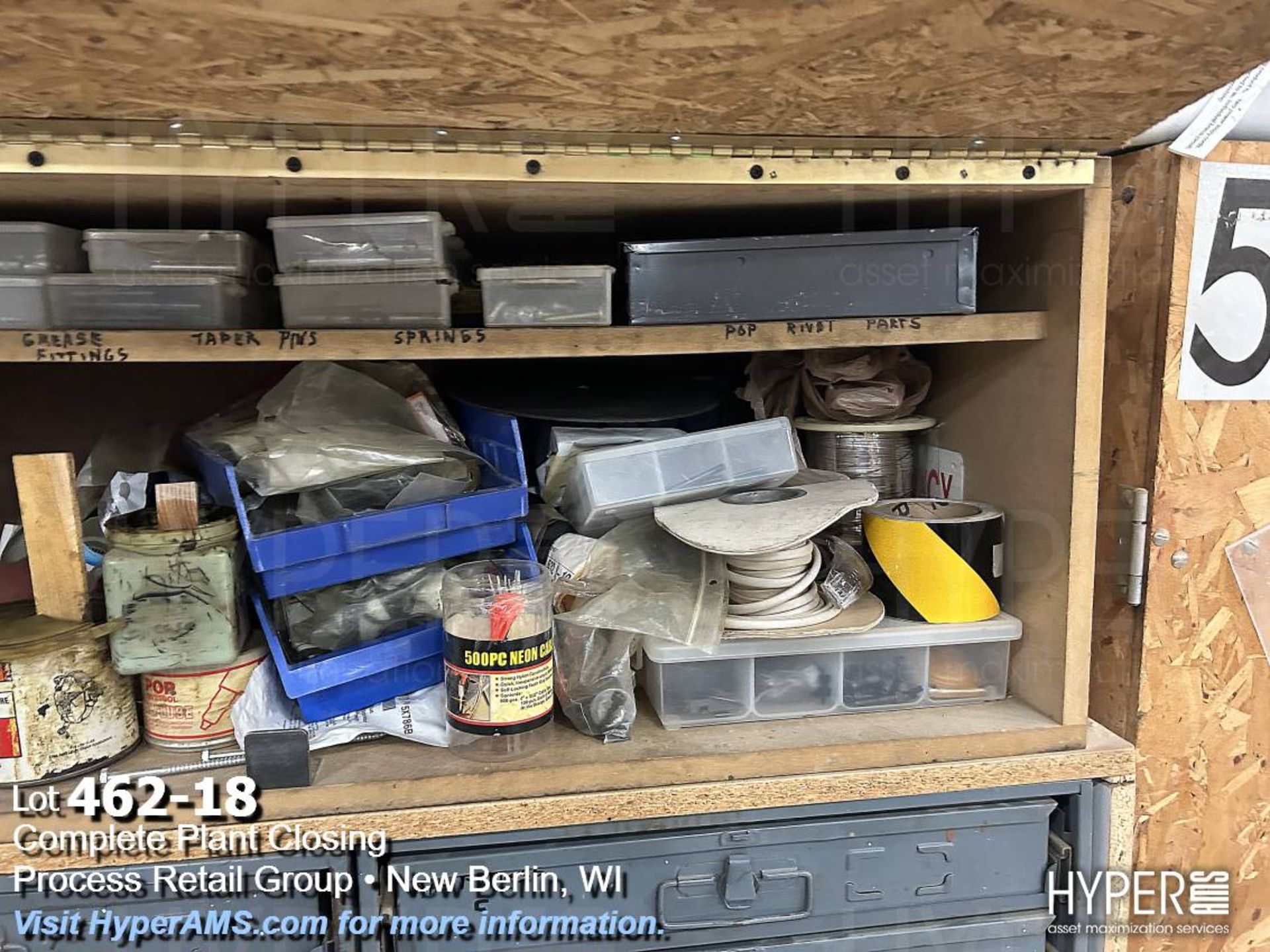 Cabinets with bolts, washer, fuses, bearing, drill bits, fitting, electric parts - Image 18 of 23