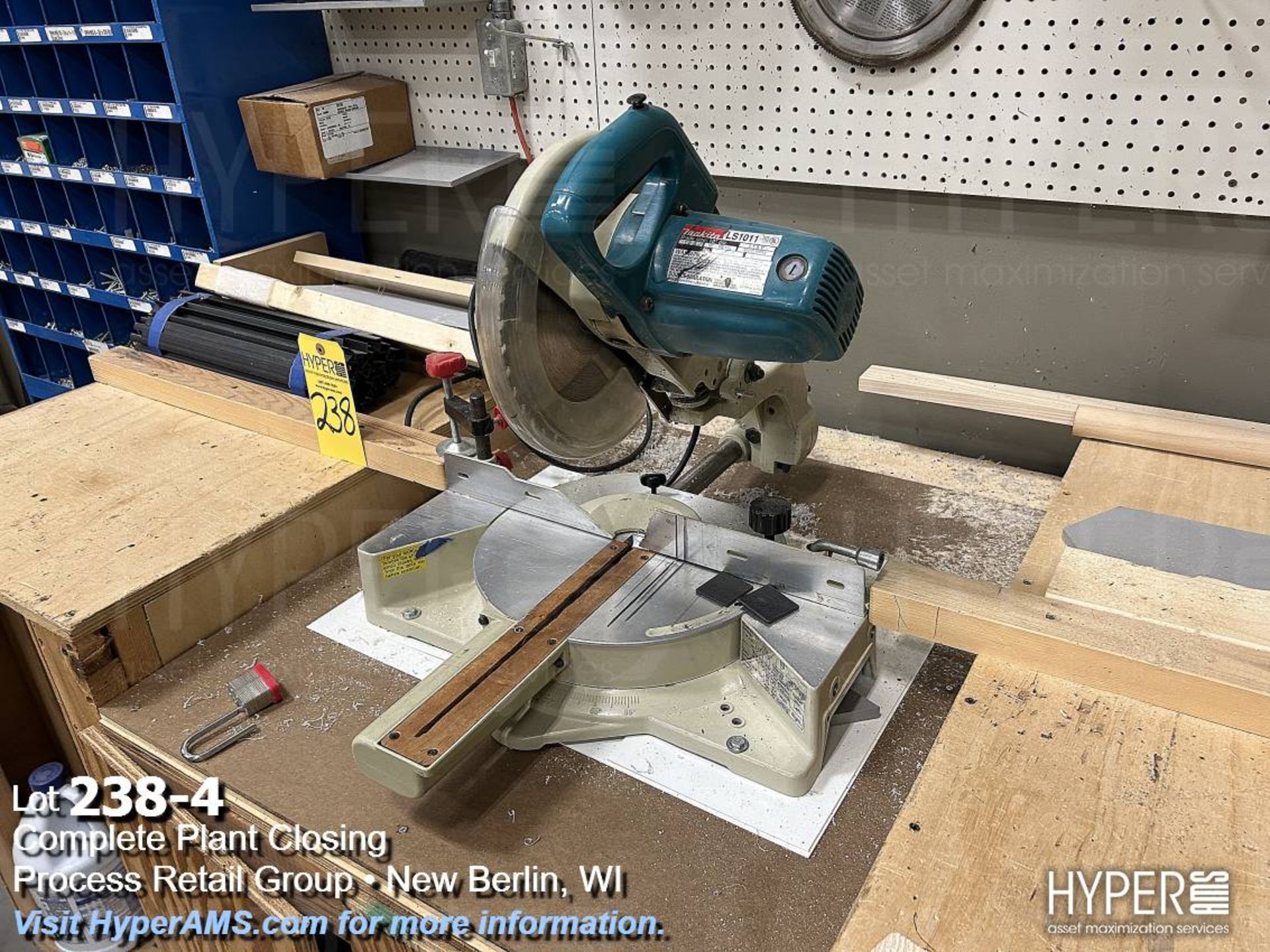 Mikita 151011 10" miter saw - Image 4 of 5