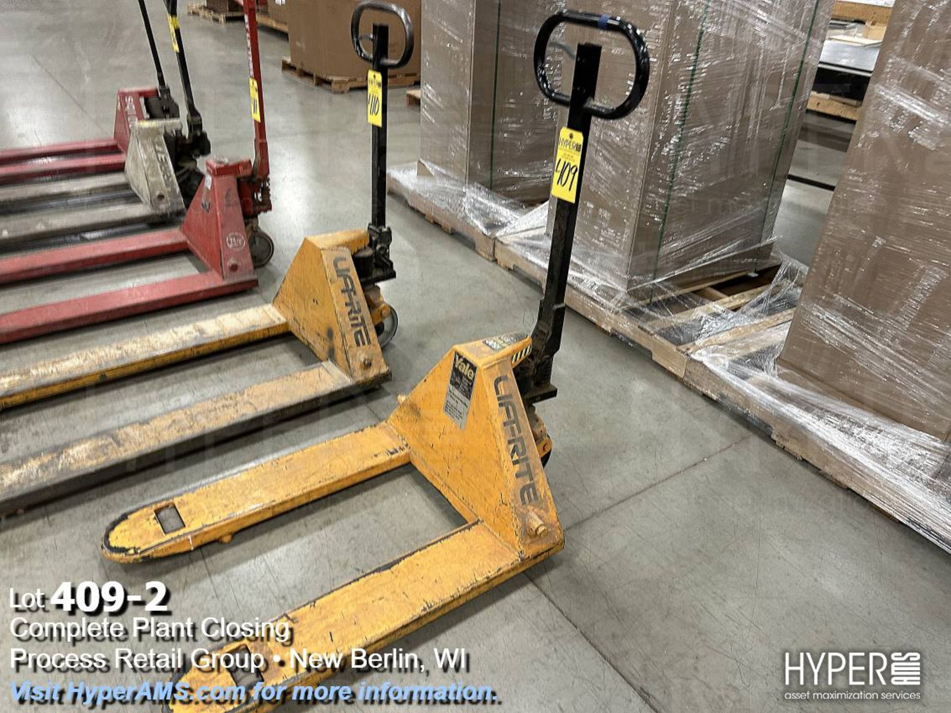 Lift Rite 5500lb cap pallet jack - Image 2 of 2