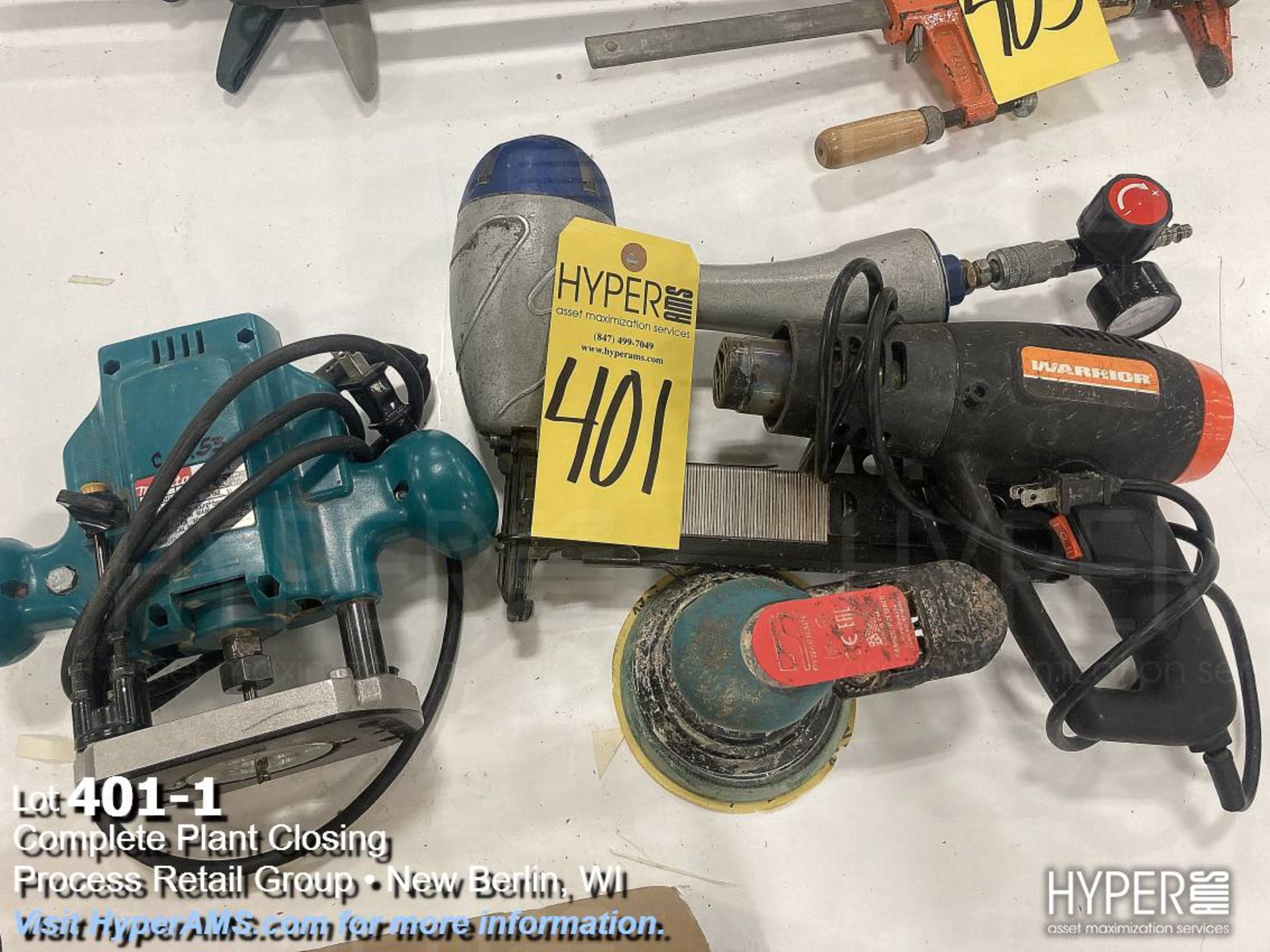 Lot: Router, heat gun, staple gun