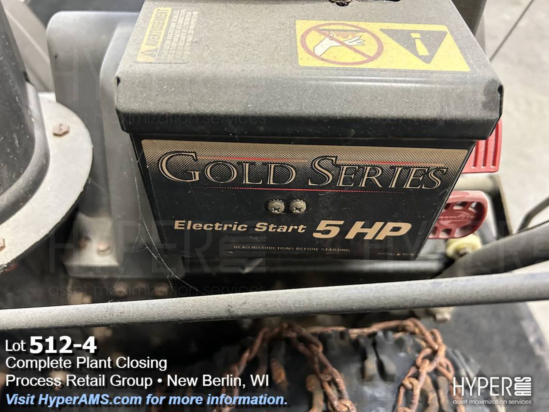 Yard Machines gold series 5hp/24" snow blower - Image 4 of 7