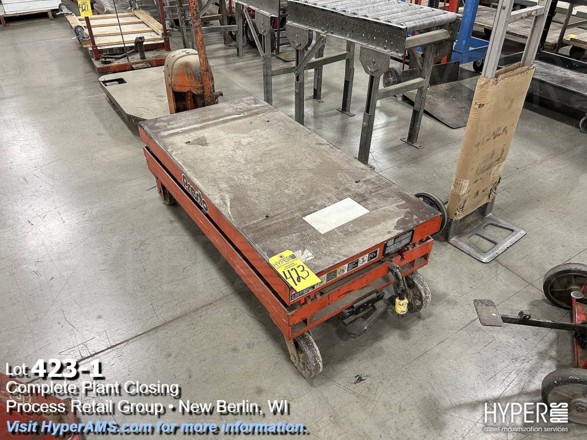 Lift table cart