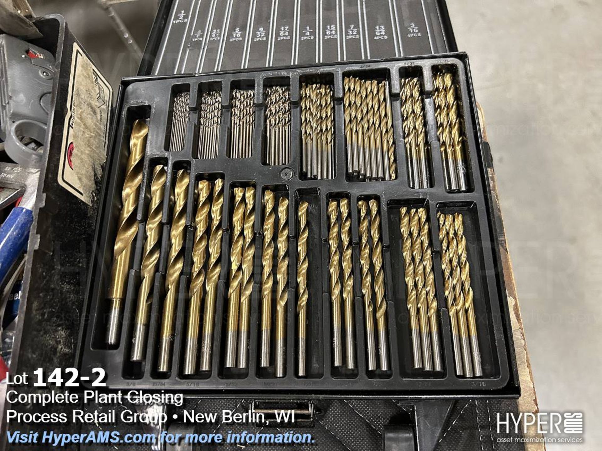 Lot: Drill bits, wire stripers, sockets - Image 2 of 3