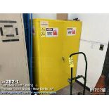 Flammable storage cabinet