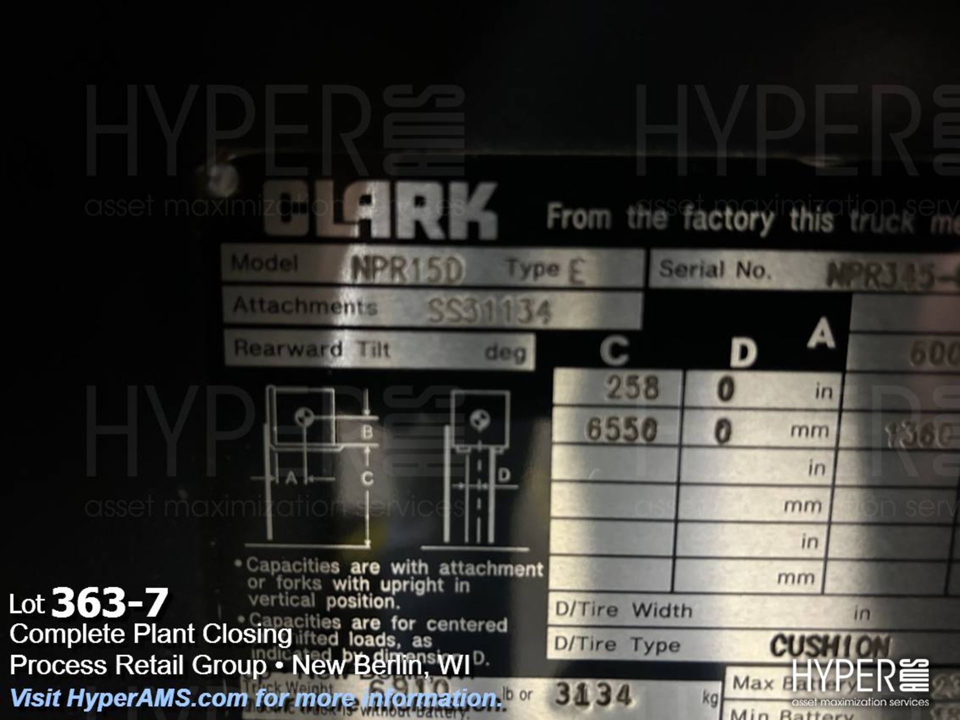 Clark 3000lb cap. Reach truck - Image 6 of 14