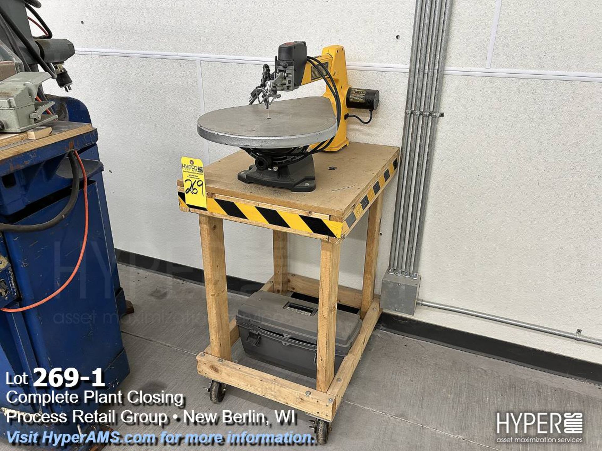 DeWalt 20" scroll saw