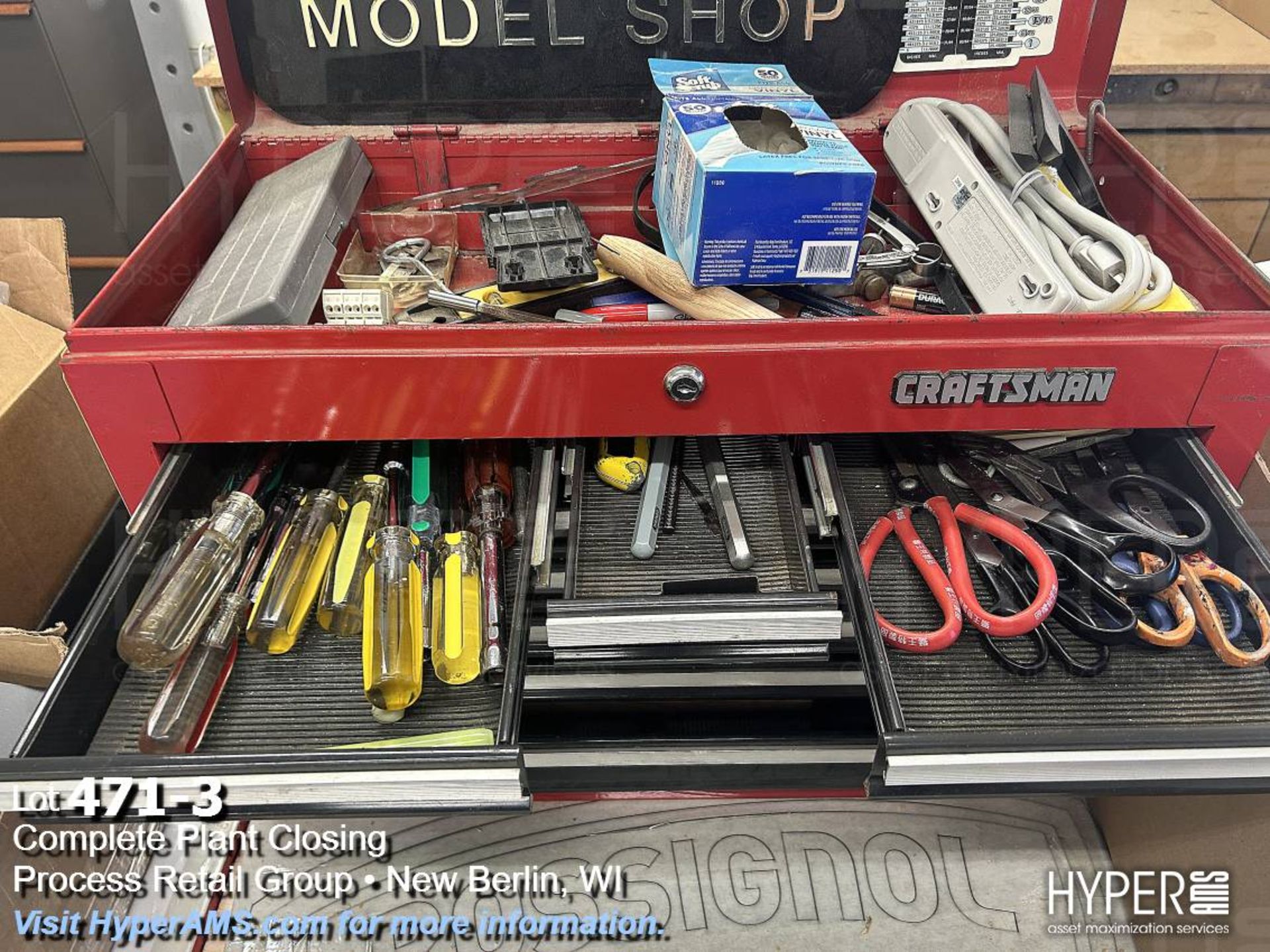 Craftsman bench top toolbox, scissors, nut drivers, stripers and hammers - Image 3 of 8