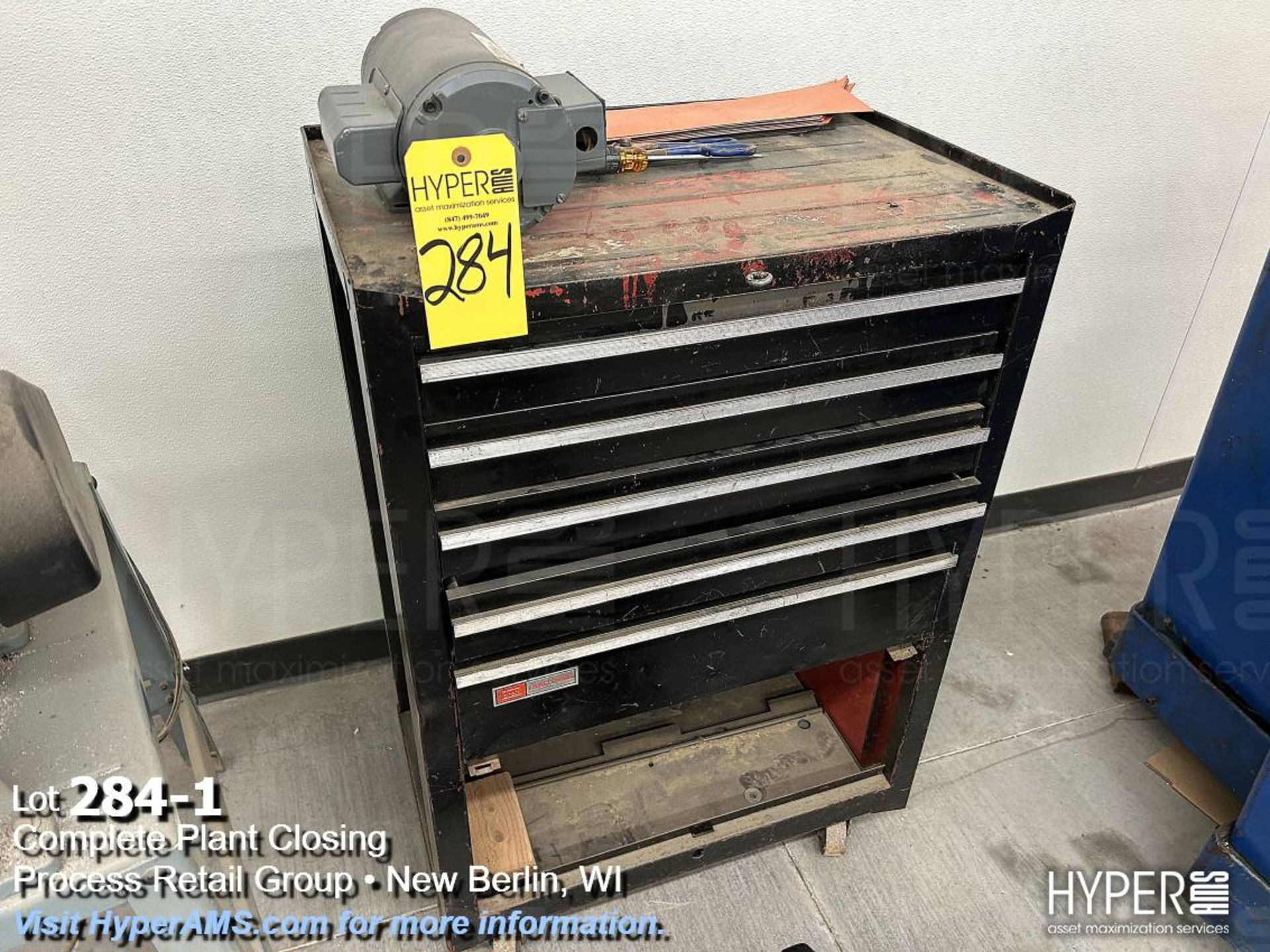 Craftsman roll around tool chest