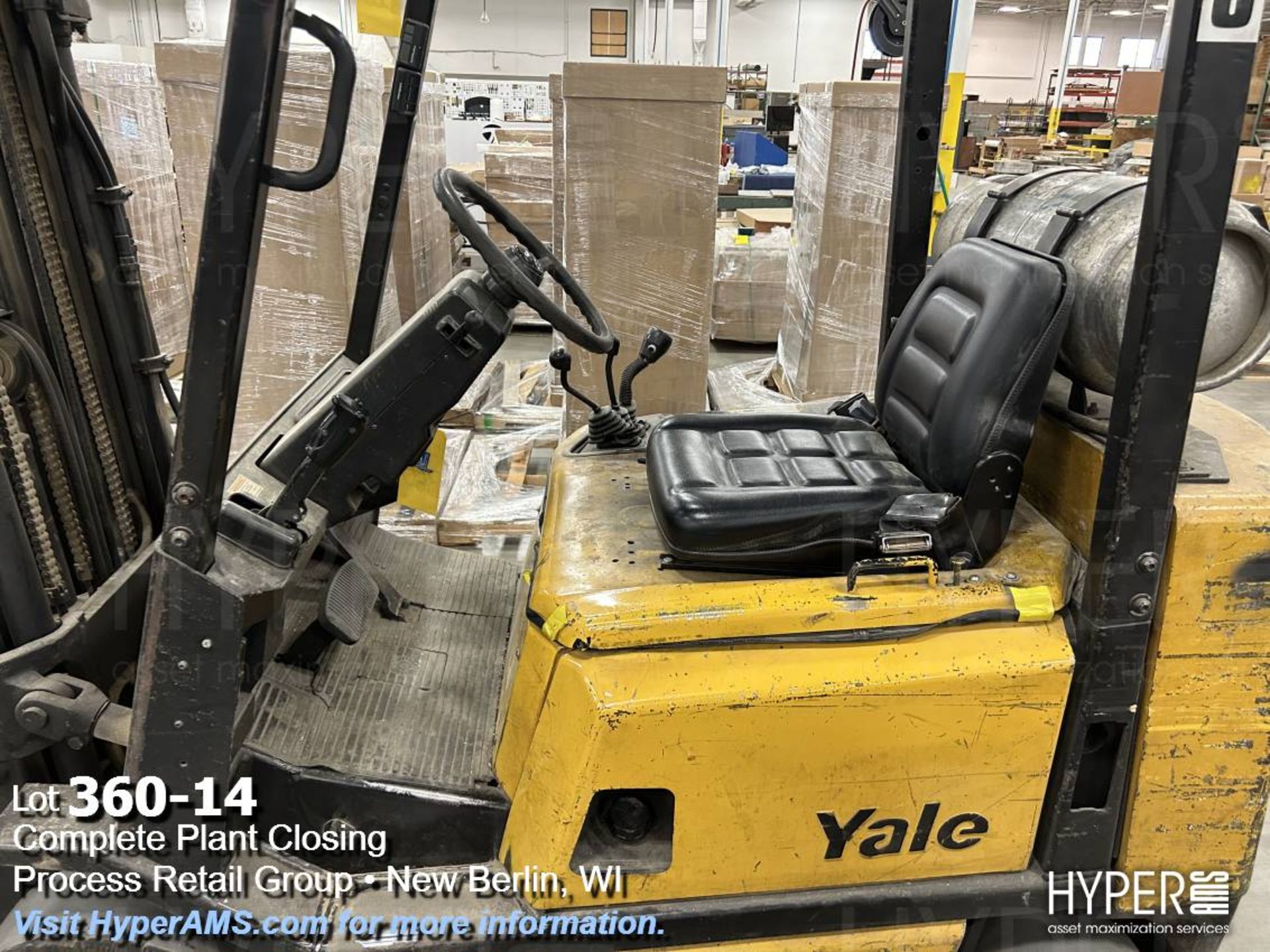 Yale 5000 lb. cap. Fork lift - Image 14 of 14