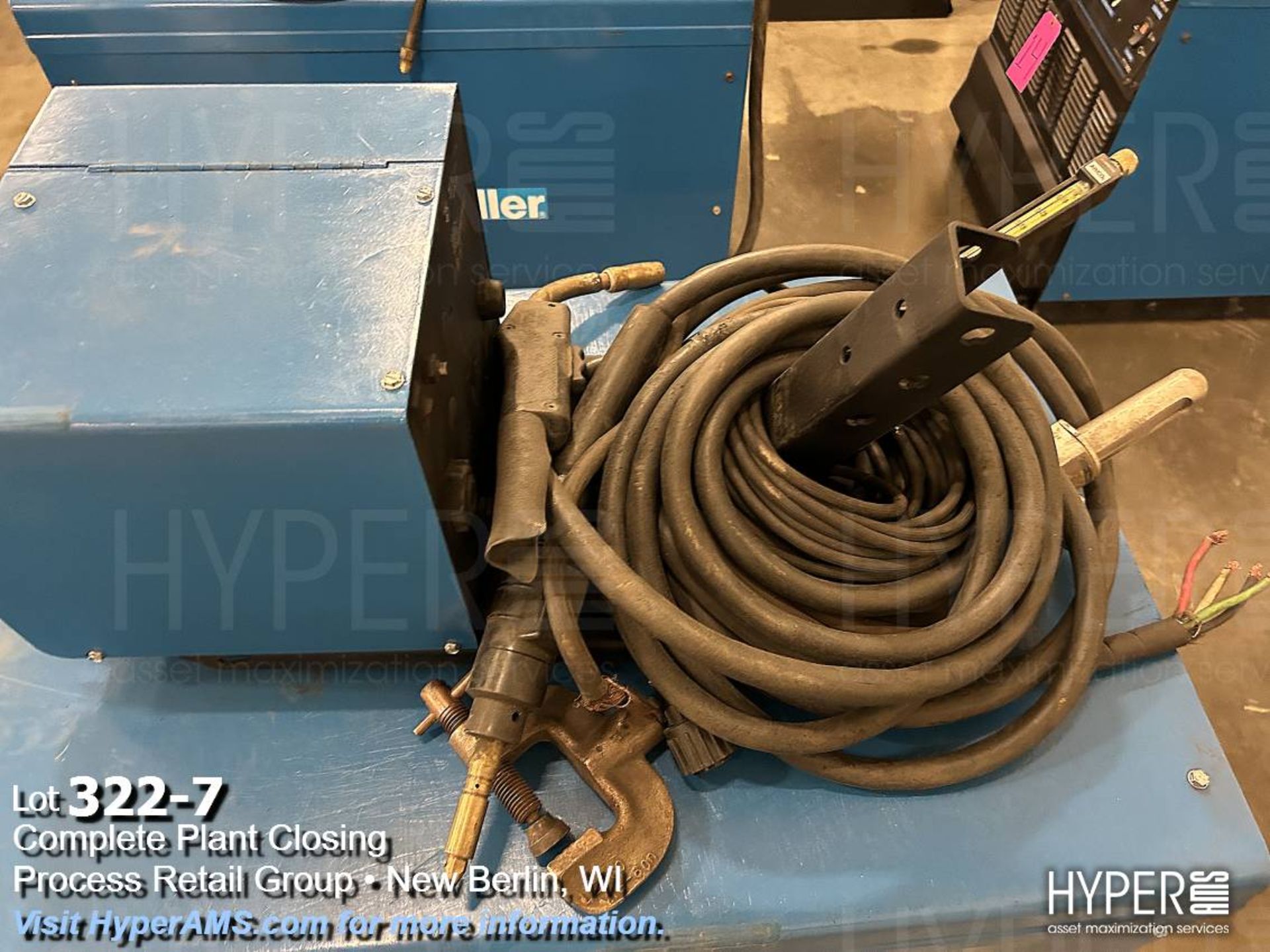 Miller Deltaweld 452 Miller Deltaweld 452 MIG & 22A Welder - Image 7 of 8