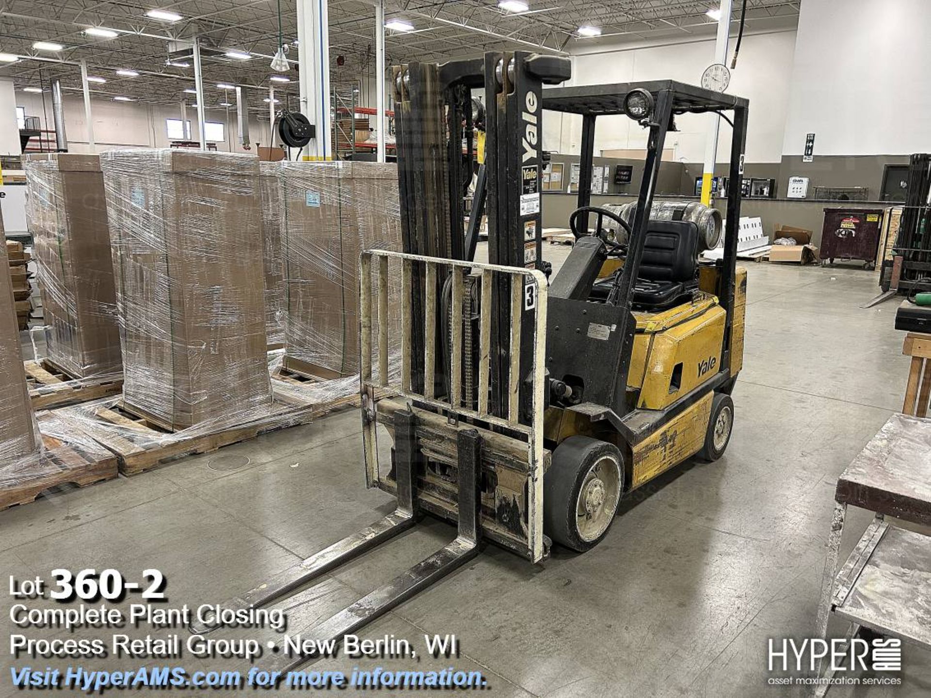 Yale 5000 lb. cap. Forklift - Image 2 of 14