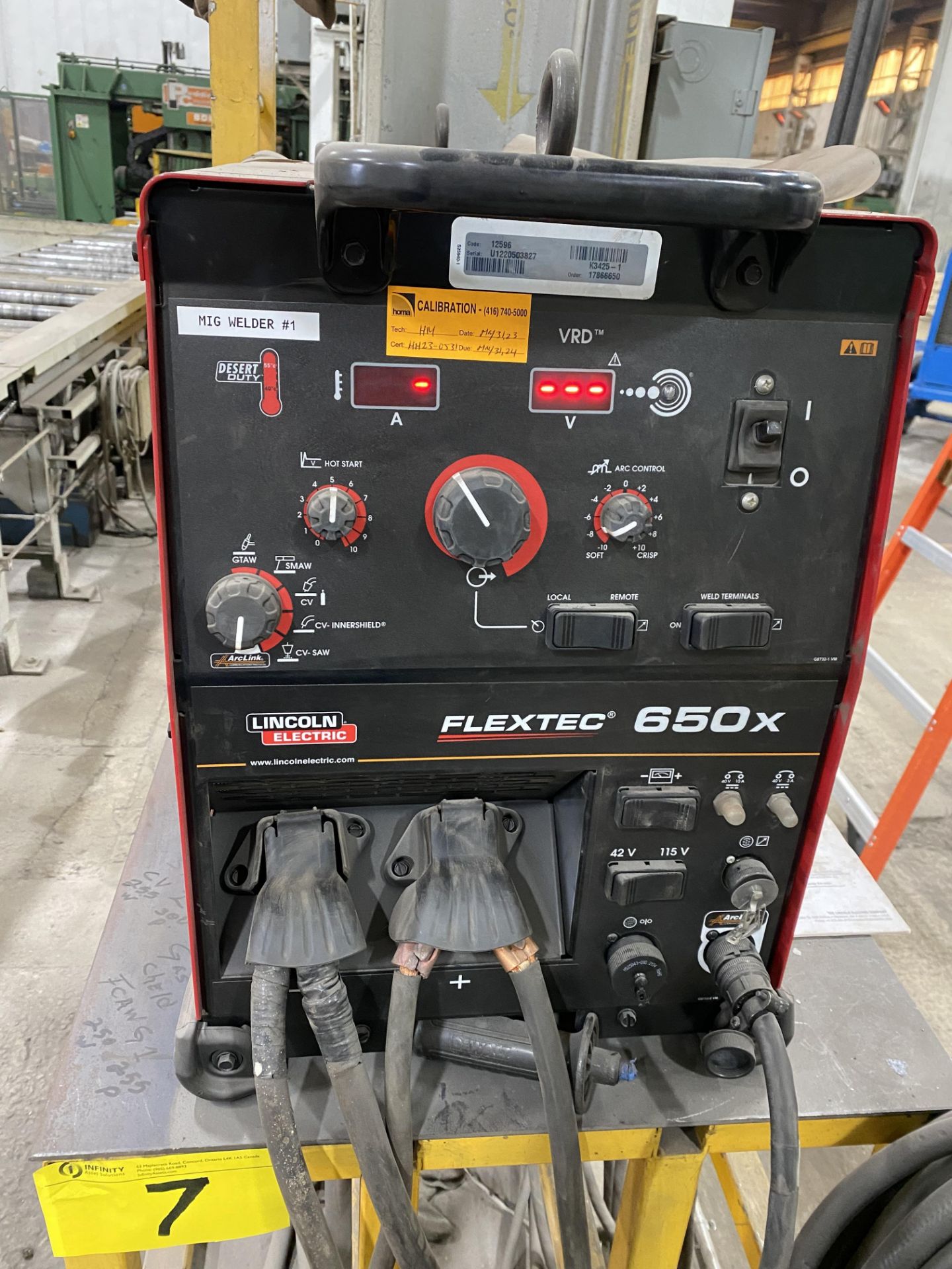 LINCOLN ELECTRIC FLEXTEC 650X MIG WELDER W/ LINCOLN ELECTRIC DLF-82 WIRE FEEDER, CABLES, STAND - Image 2 of 5