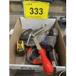 LOT OF MEASURING TAPES