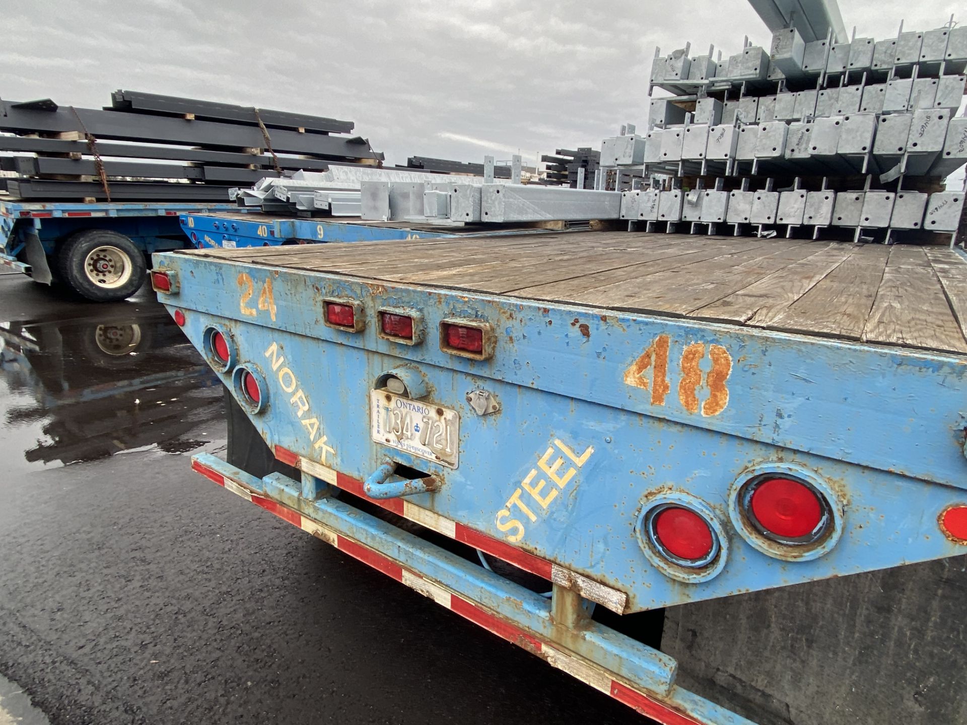 1998 48' FLATBED TRAILER, (2) AXELS, 50,000LB LOAD CAP., #24, S/N FILE 193637839, PLATE T34 721 (