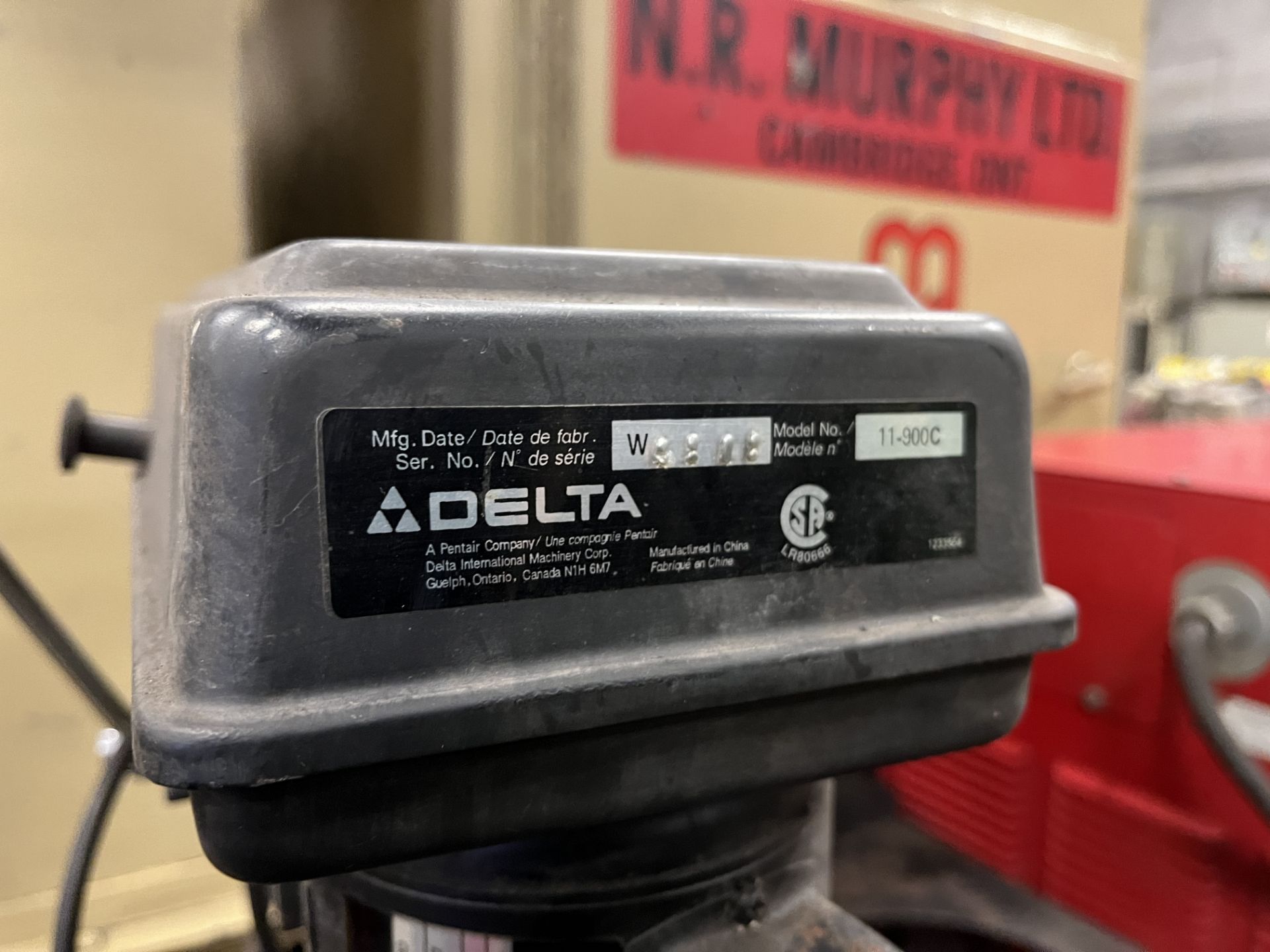 DELTA 11-900C BENCH TOP DRILL PRESS W/ 3" VISE - Image 2 of 3
