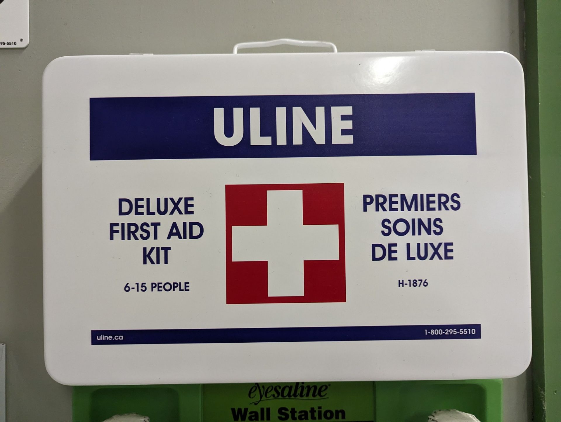 LOT OF ULINE H1874 FIRST AID KIT, ULINE 1876 DELUXE FIRST AID KIT, EYESALINE WALL STATION - Image 3 of 4