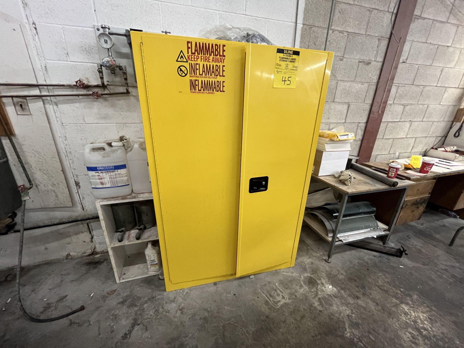 ULINE H-1564M-Y FLAMMABLE LIQUID CABINET