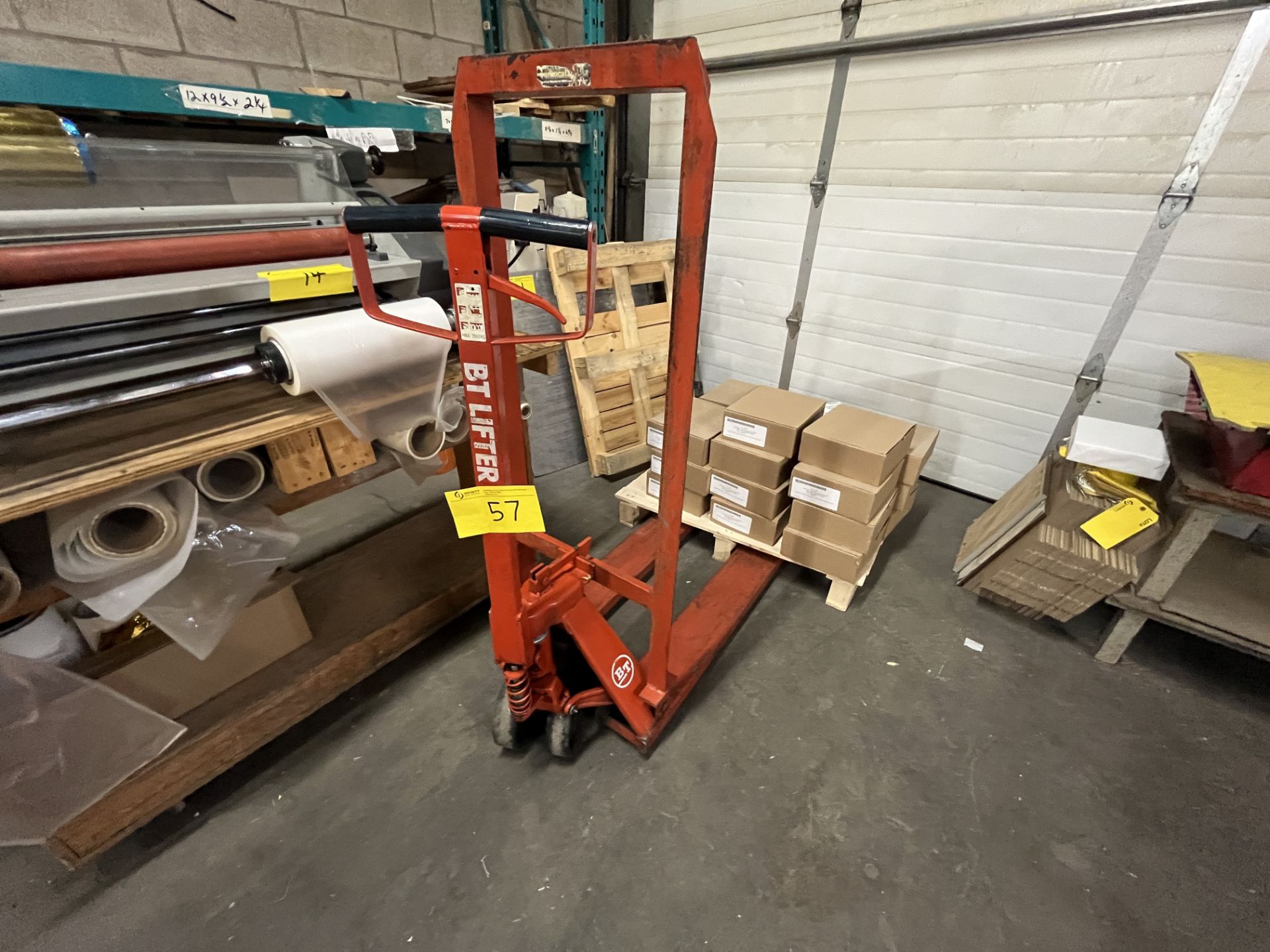 BT LIFTERS 5,000LB CAP. PALLET JACK