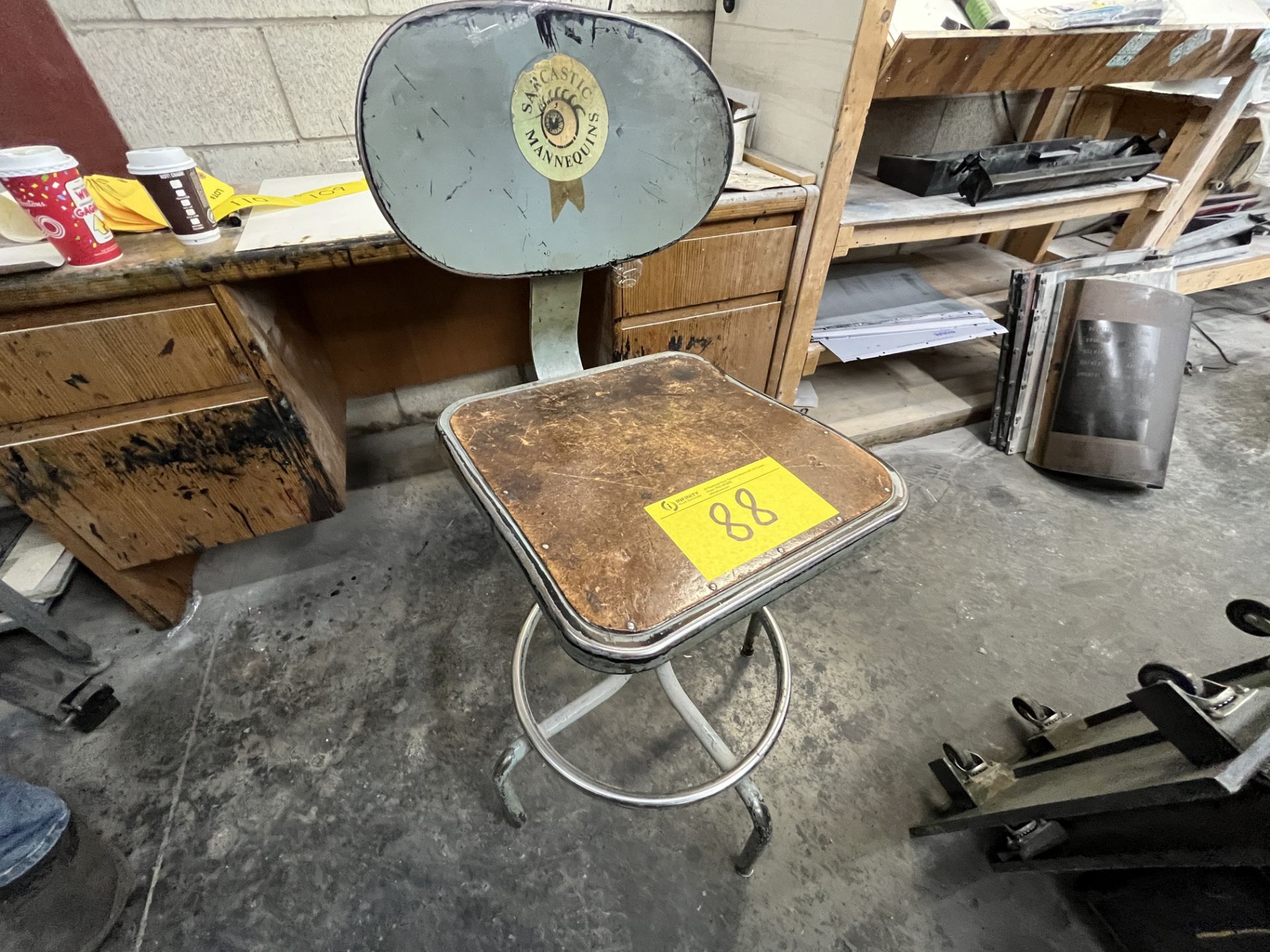 LOT OF (2) SHOP STOOLS