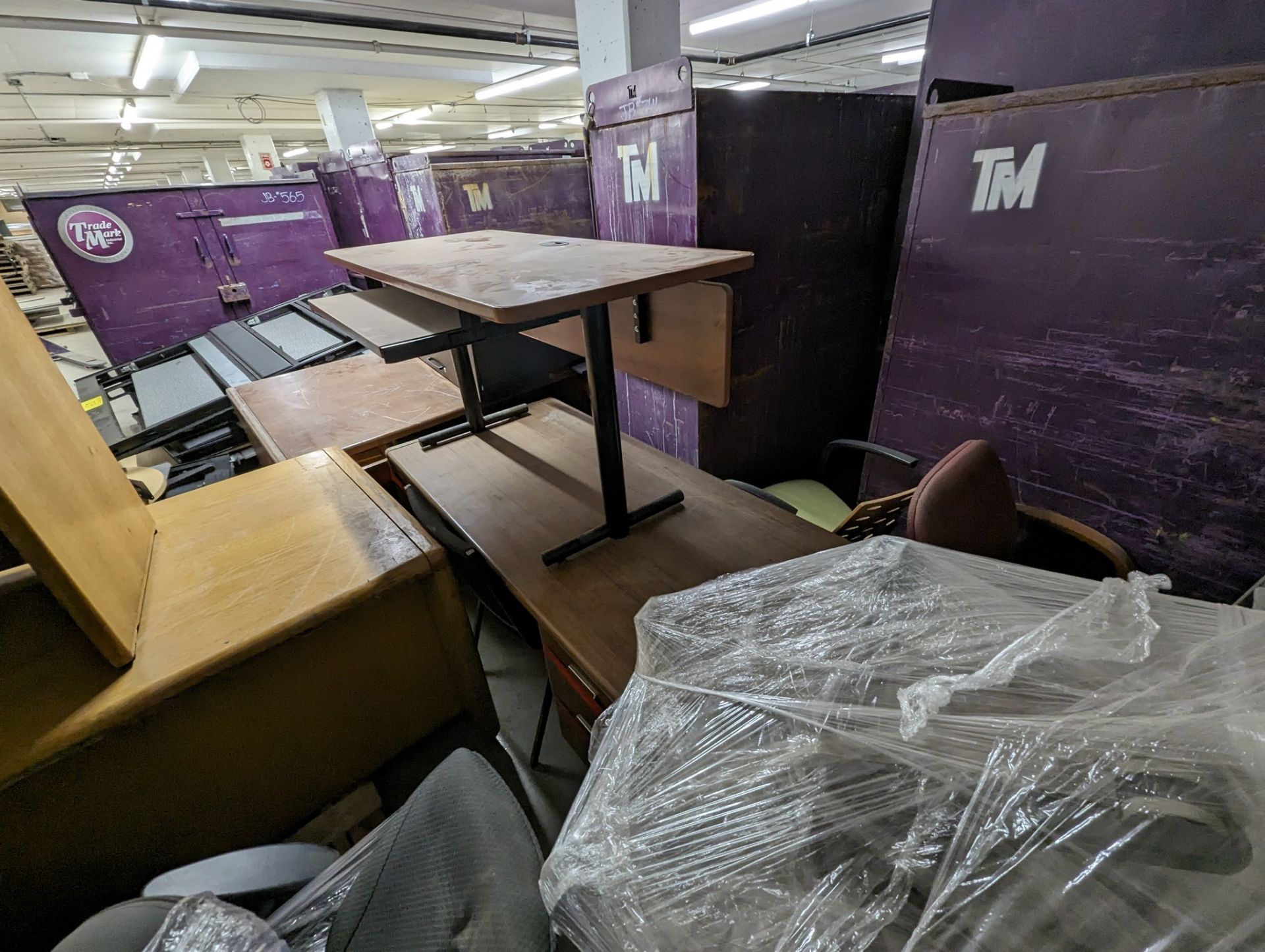 LOT OF ASST. FILE CABINETS, OFFICE CHAIRS, DESKS, DIVIDERS, PARTITIONS, ETC. - Image 10 of 11