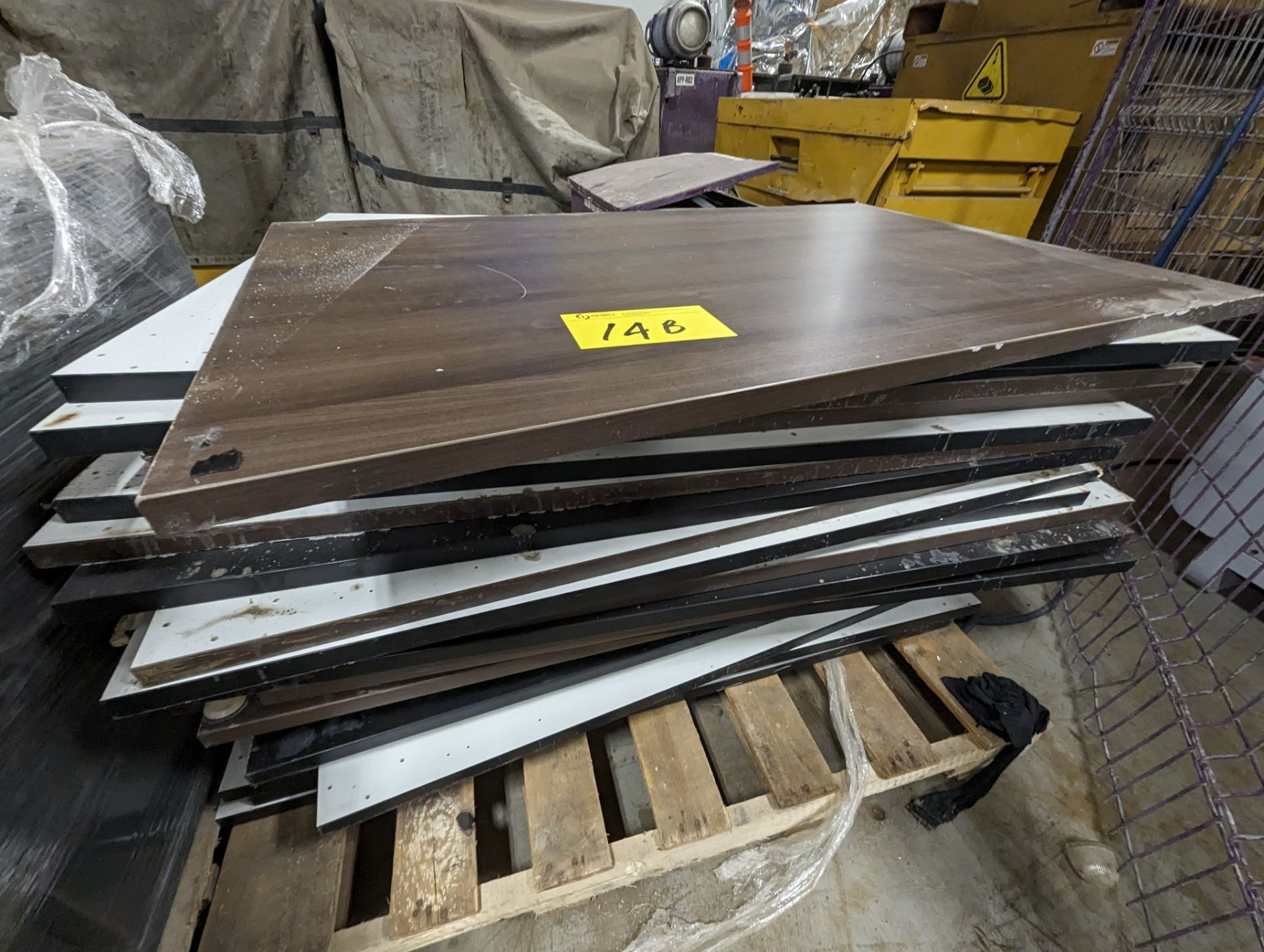 LOT OF (2) PALLETS OF DISASSEMBLED DESKS, WOODEN TABLE TOPS, METAL LEGS, ETC. - Image 2 of 6