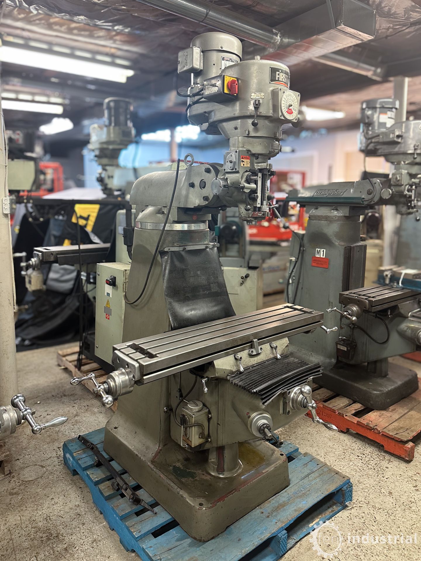 FIRST LC-1-1/2VS VERTICAL MILLING MACHINE, SPEEDS TO 4,500 RPM (#4, LOCATED IN BRANTFORD,