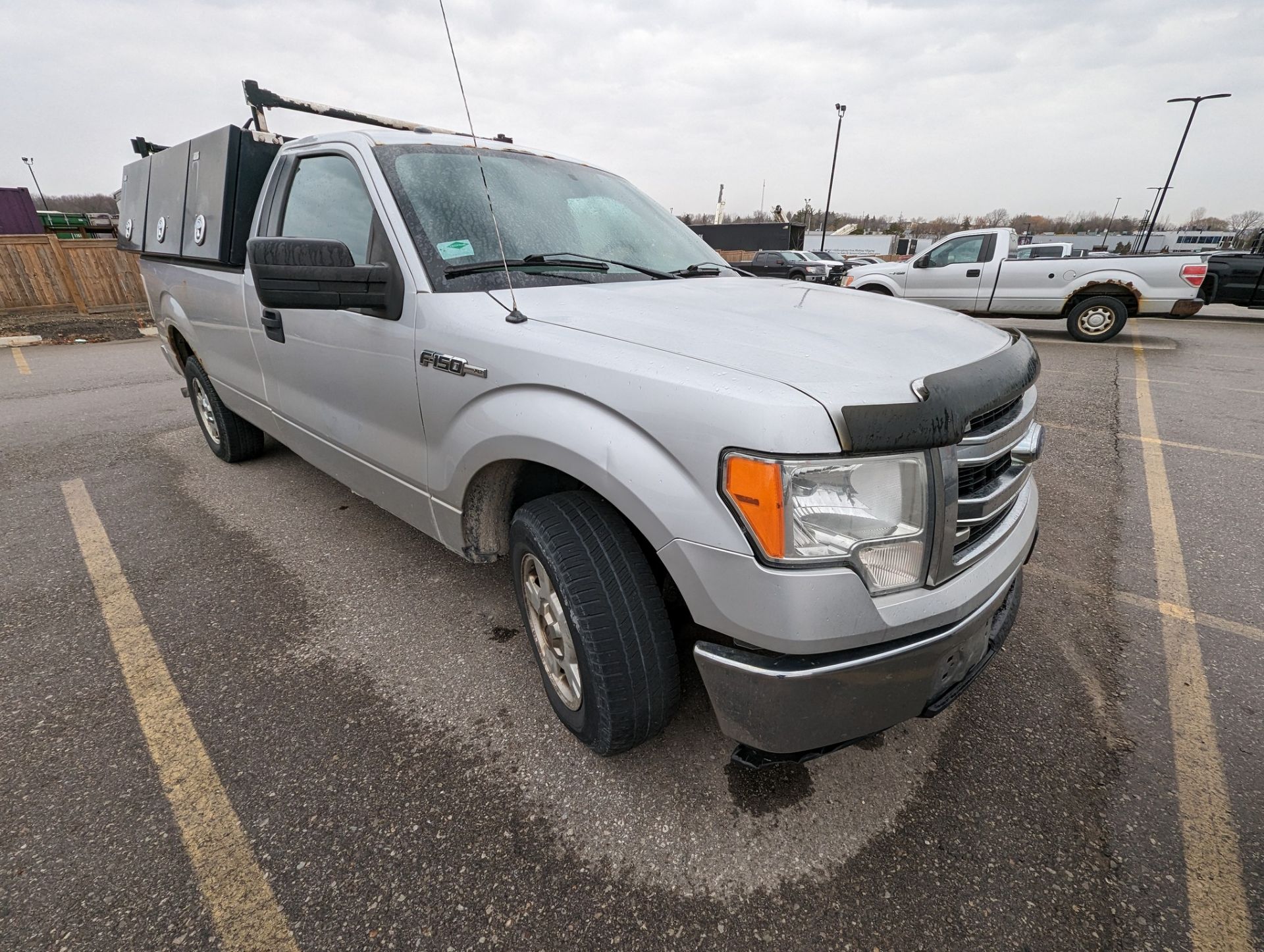 2013 FORD F150 XLT PICKUP TRUCK, VIN# 1FTNF1CF2DKE53797, APPROX. 411,982KMS (NO BLACK TOOL BOXES) - Image 3 of 12