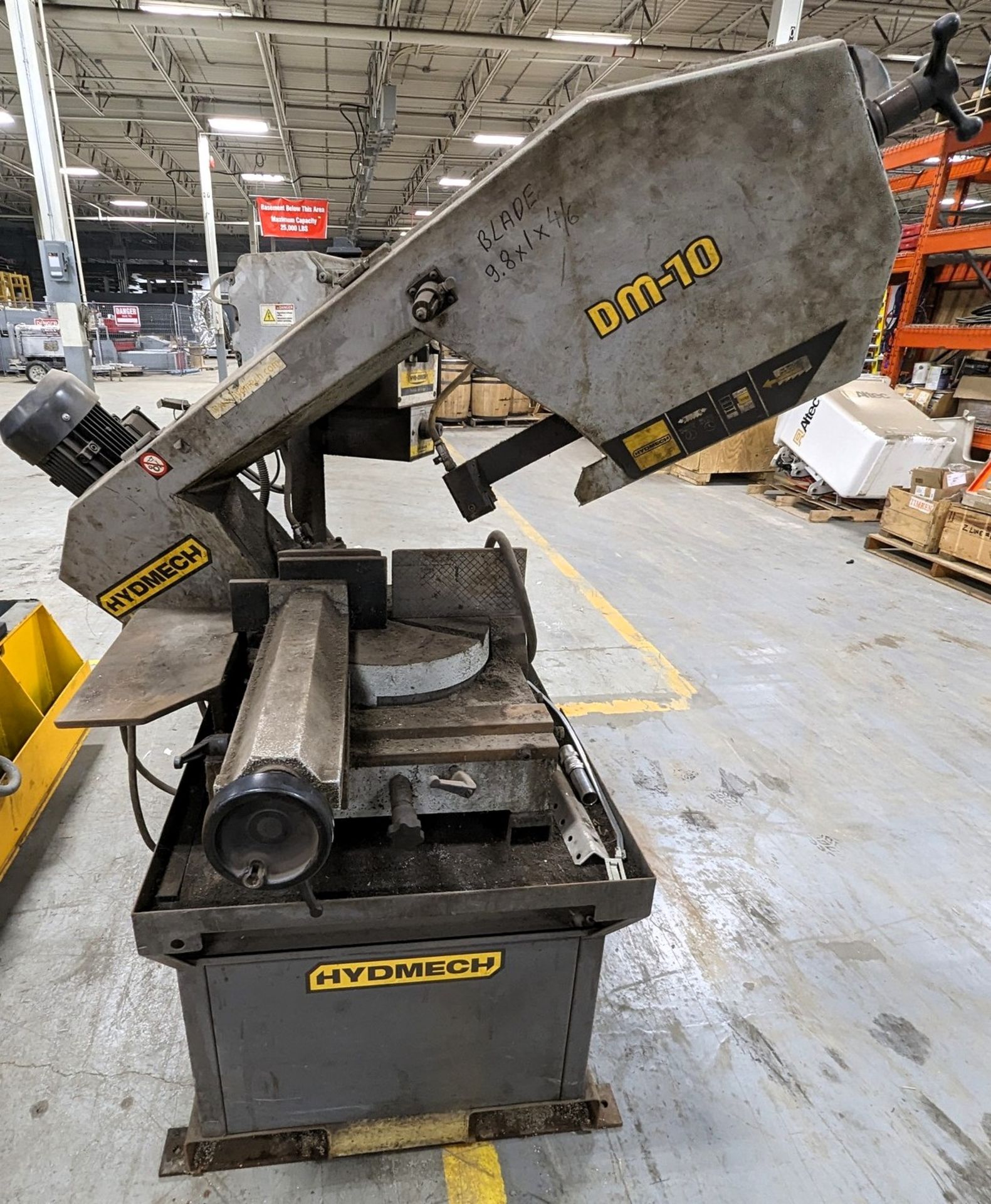 HYD-MECH DM-10 DOUBLE MITER HORIZONTAL BANDSAW, S/N XXX01161204 (RIGGING FEE $100)