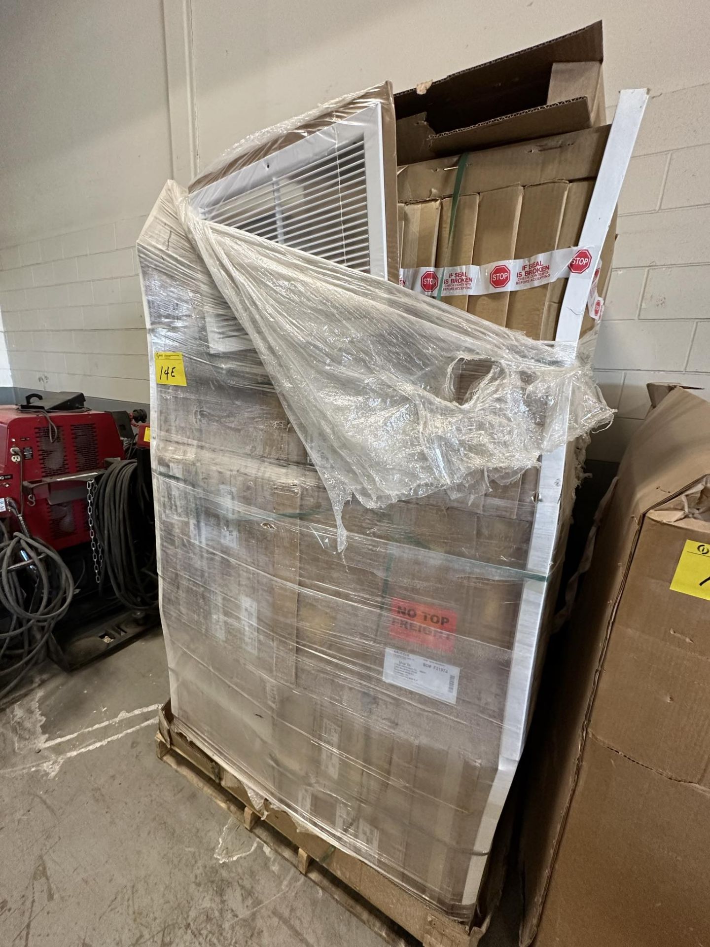 PALLET OF VENT COVERS