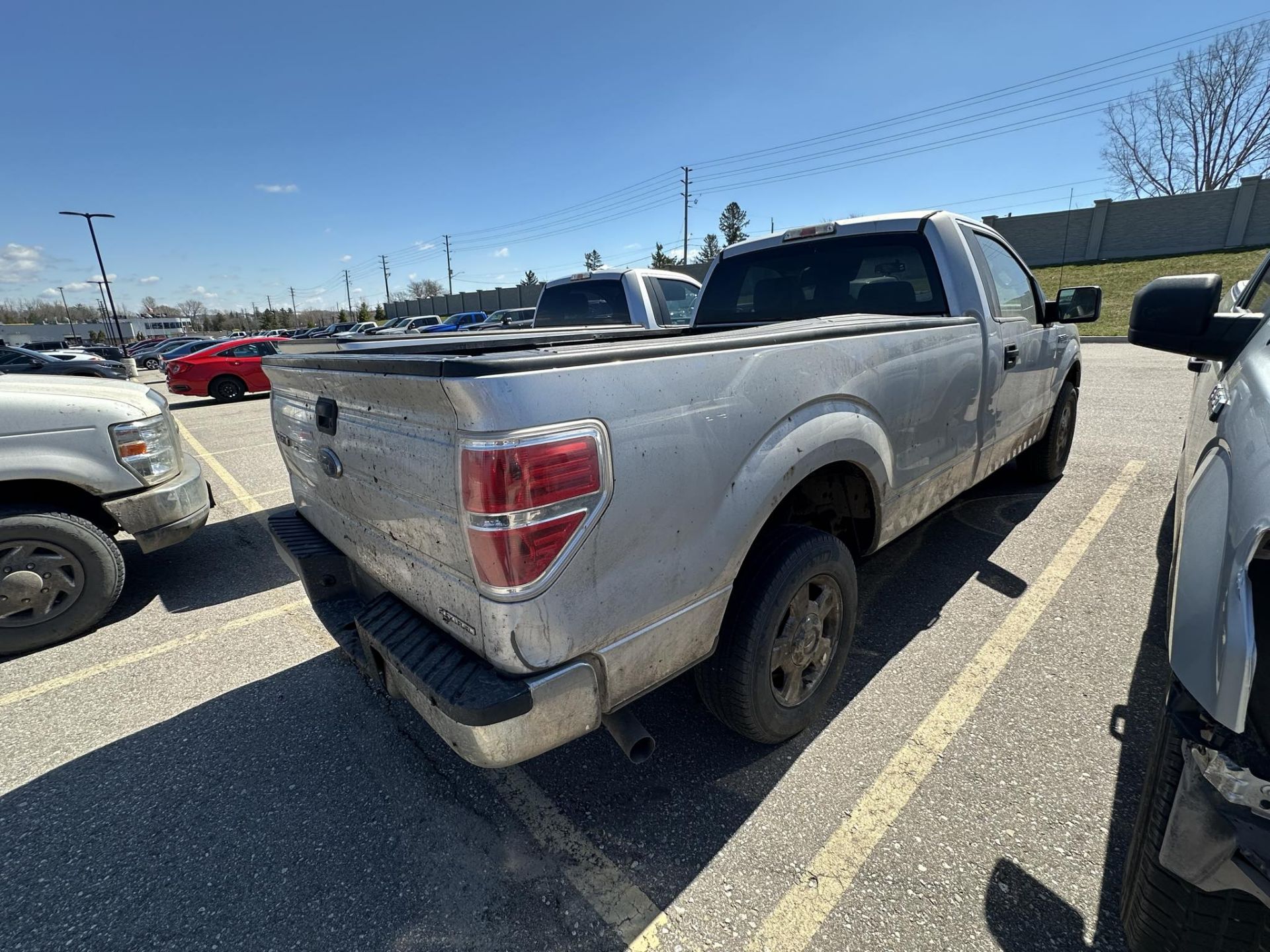 2014 FORD F150 PICKUP TRUCK, APPROX. 335,932KMS, VIN# 1FTMF1DE6EKD12846 (NO BLACK TOOLBOXES) - Image 5 of 9