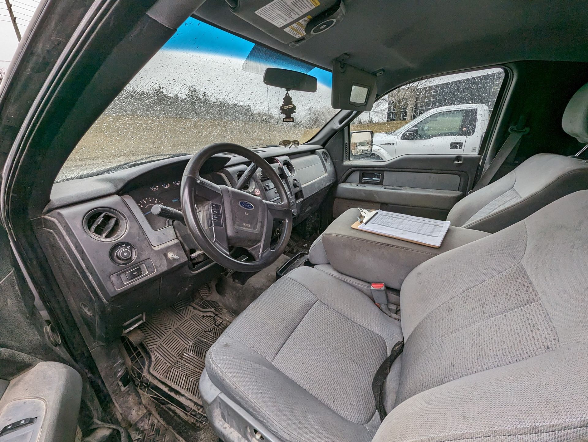 2013 FORD F150 XL PICKUP TRUCK, VIN# 1FTNF1CF3DKE72830, APPROX. 338,604KMS (NO BLACK TOOL BOXES) - Image 7 of 10