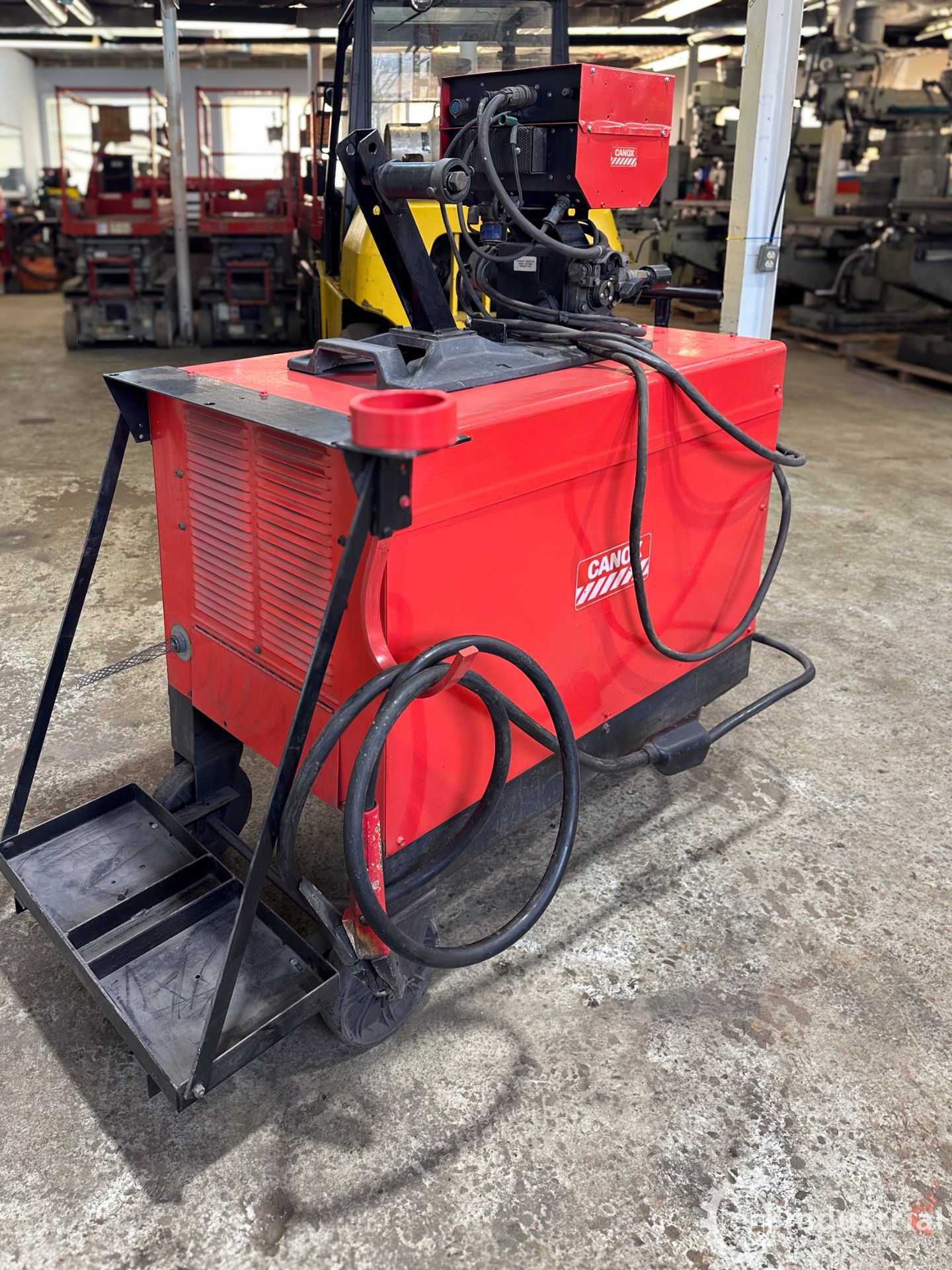 CANOX C-450 PS WELDER W/ WIRE FEEDER (LOCATED IN BRANTFORD, ONTARIO) - Image 8 of 10