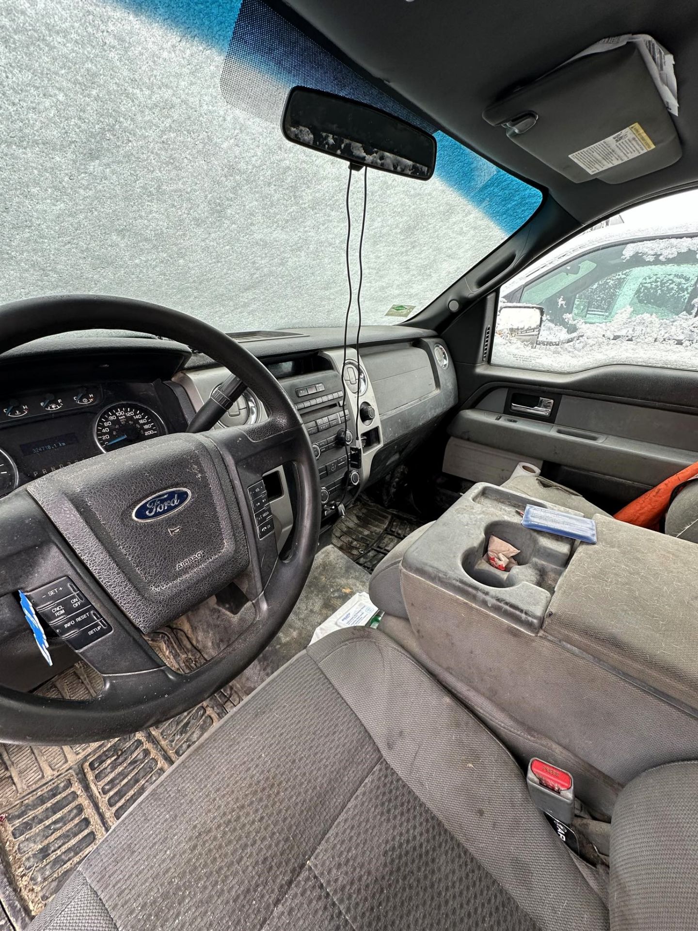 2014 FORD F150 XLT PICKUP TRUCK, VIN# 1FTNF1CF1EKG39221, APPROX. 324,718KMS (NO BLACK TOOL BOXES) - Image 8 of 9