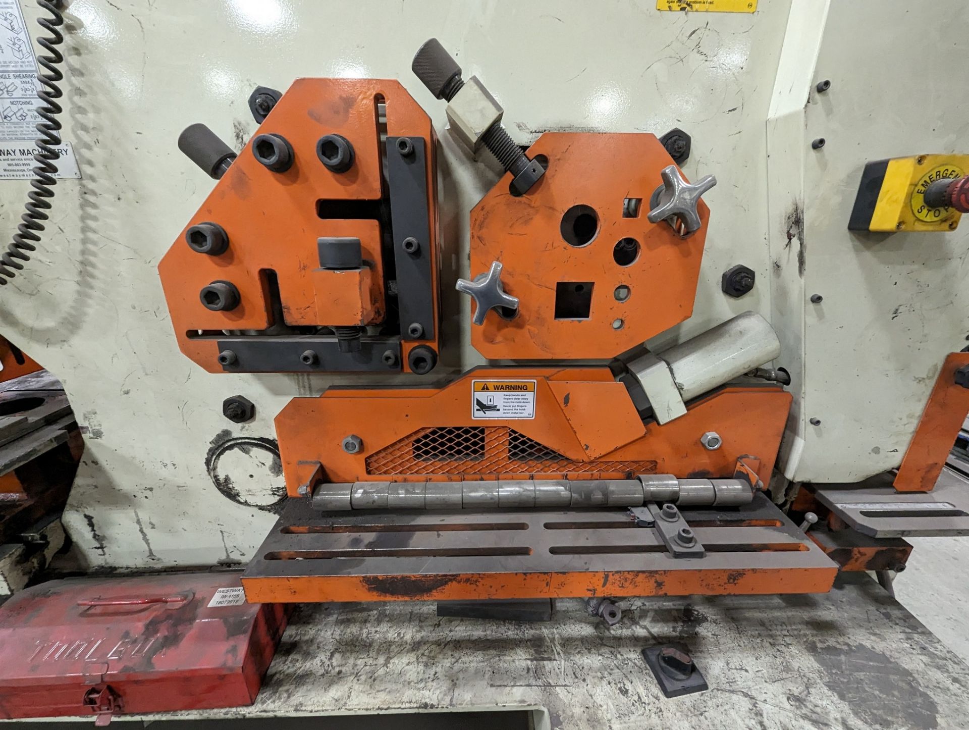 2015 FABMASTER / SUNRISE IW-110SD HYDRAULIC IRONWORKER, 110-TON PUNCH CAP., 6” X 6” X 9/16” ANGLE, - Image 14 of 21