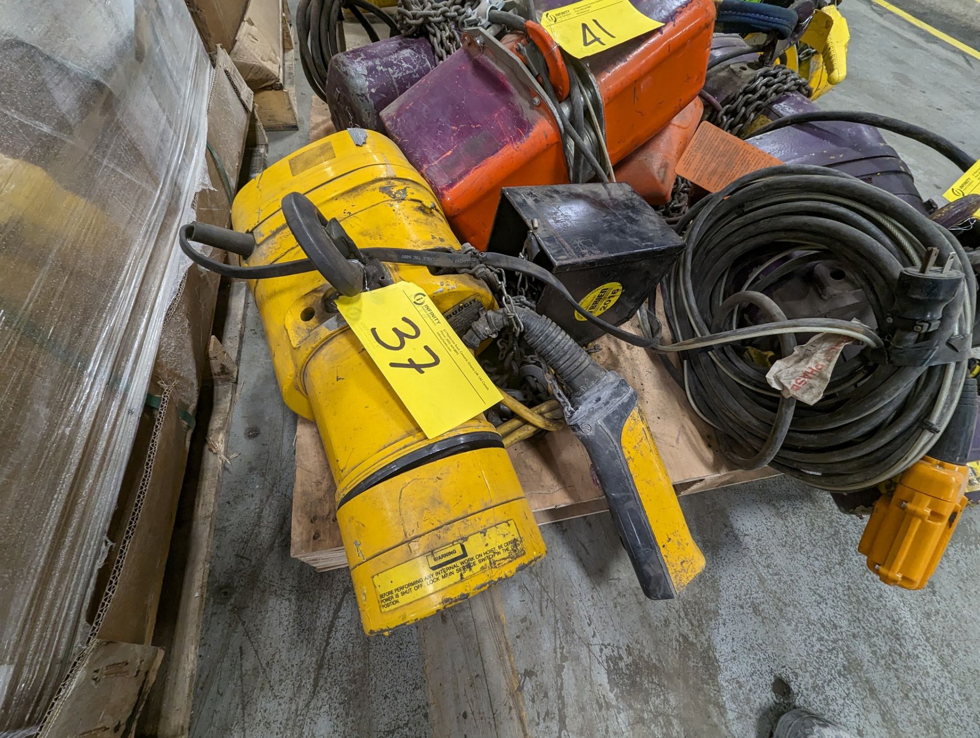 BUDGIT 11689106 ELECTRIC HOIST, 1-TON CAP. W/ DEMAG PENDANT CONTROL - Image 3 of 7