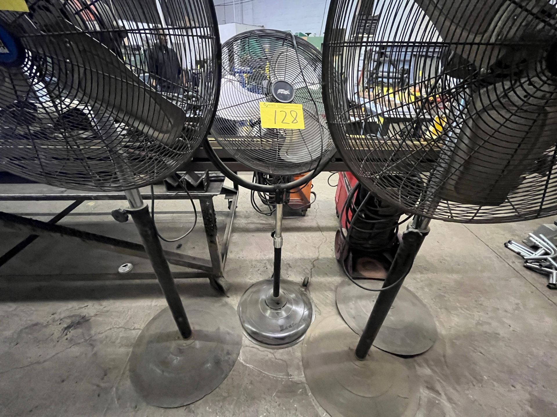 COOLWORK PEDESTAL FAN