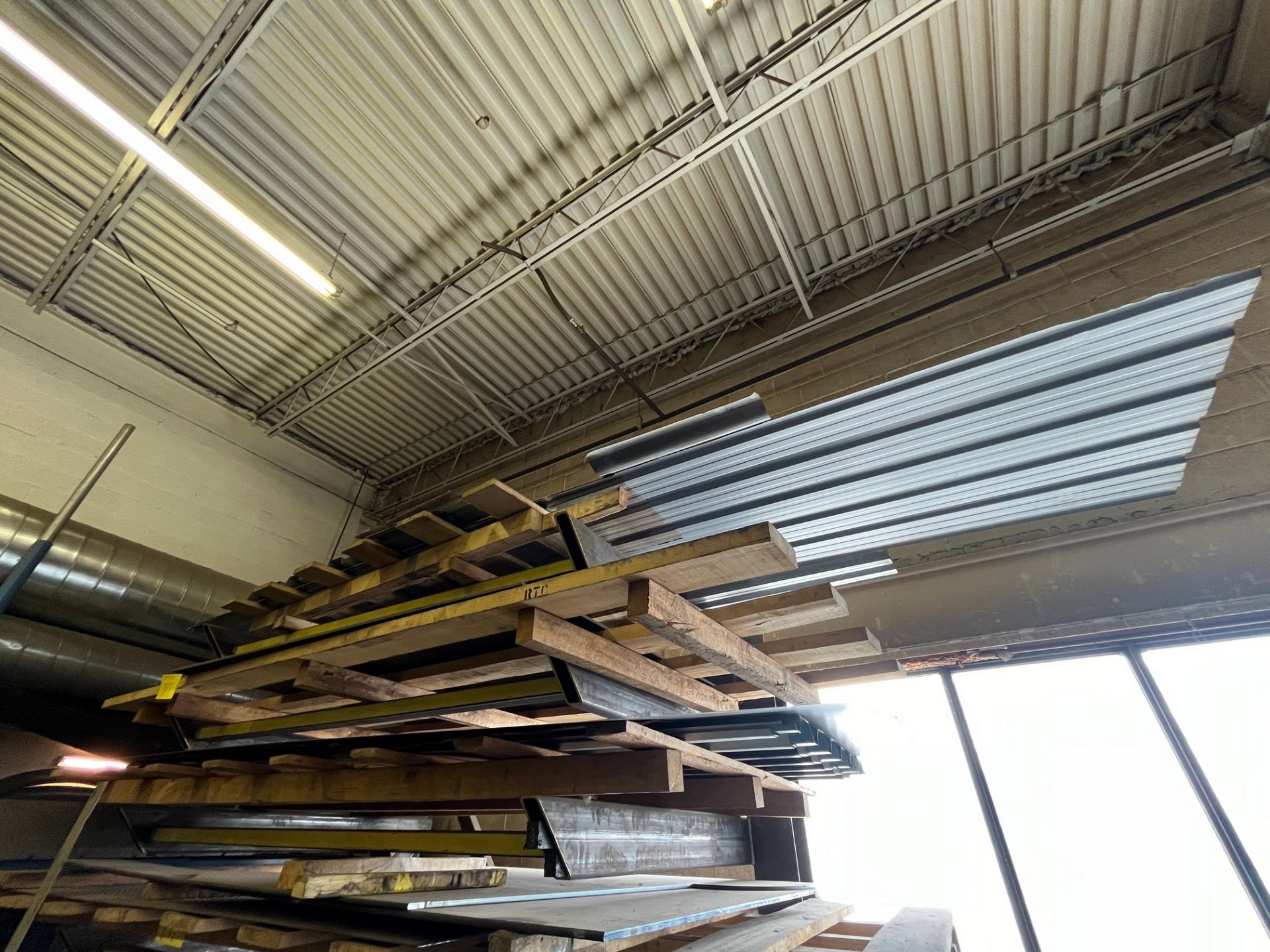 CONTENTS OF 7-LEVEL CANTILEVER RACK INCLUDING SHEET METAL, MIXED, METALS, ETC. (RACK NOT INCLUDED) - Image 7 of 7