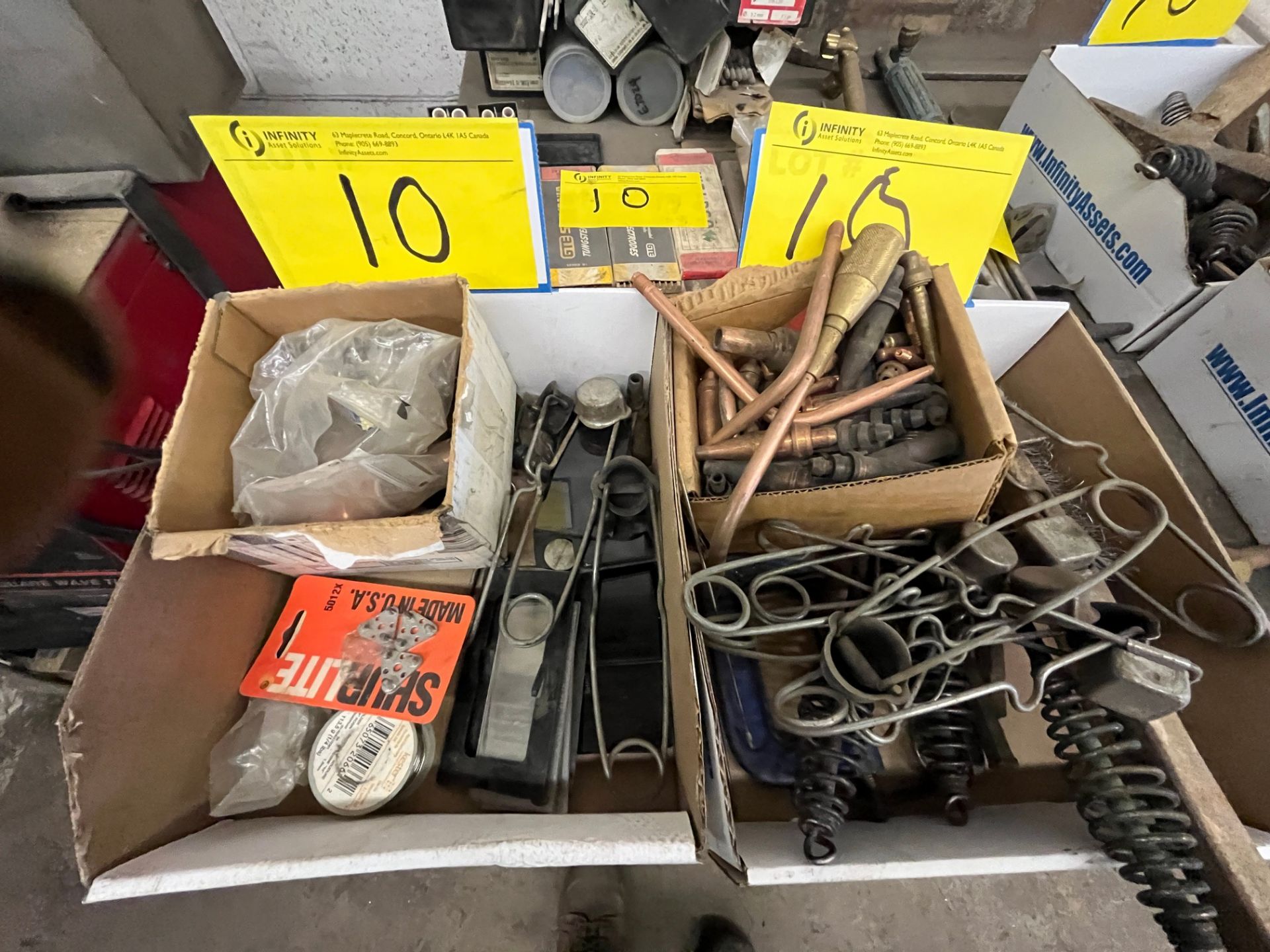 LOT OF WELDING TORCHES, ELECTRODES, WIRE REELS, TOOLS, TIPS, REGULATORS, ETC. - Image 3 of 7