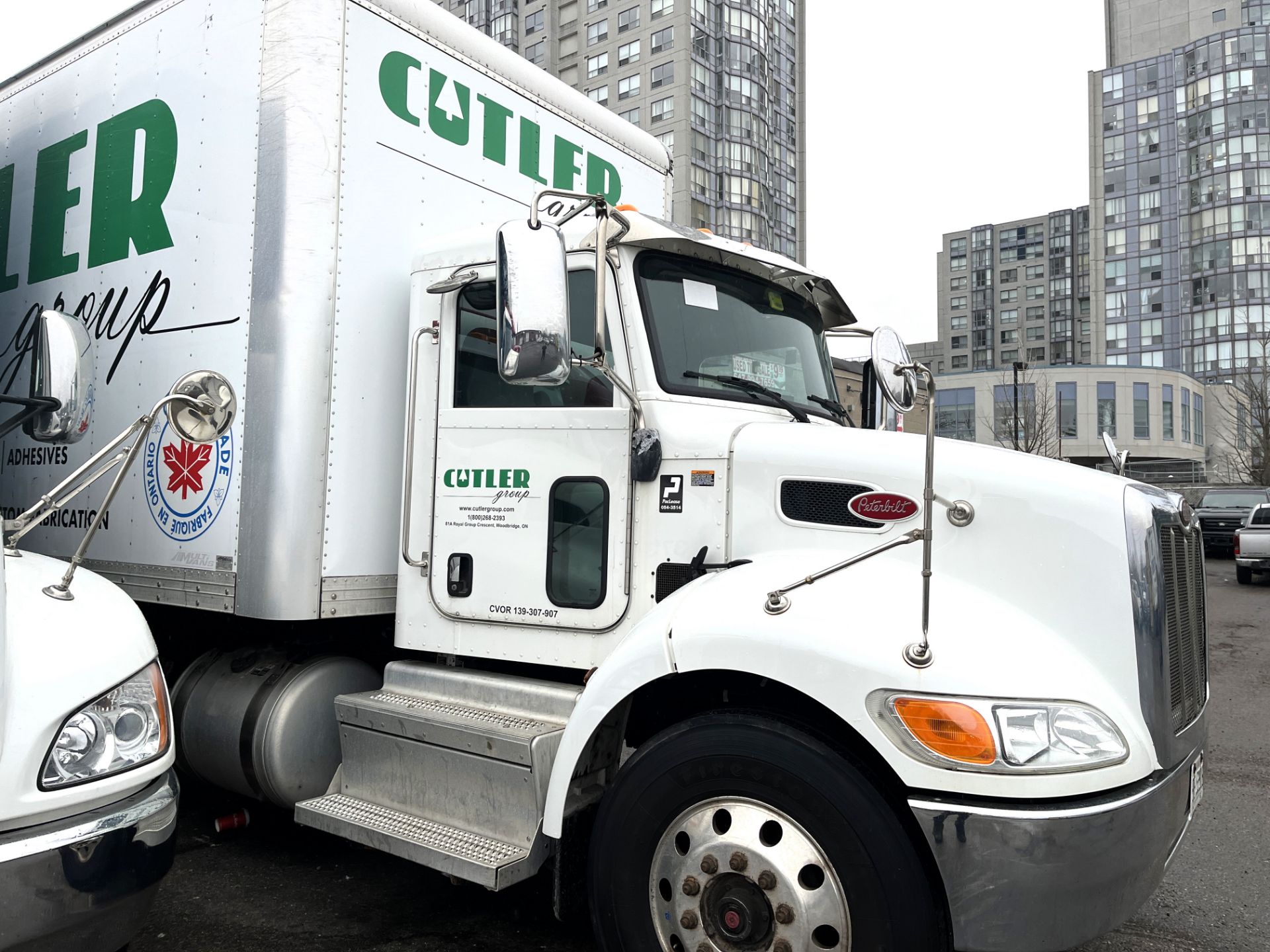 2018 PETERBILT 337 SINGLE AXLE STRAIGHT VAN TRUCK, VIN# 2NP2HM7X0JM466679, APPROX. 269,000KMS, 26’ - Image 27 of 30